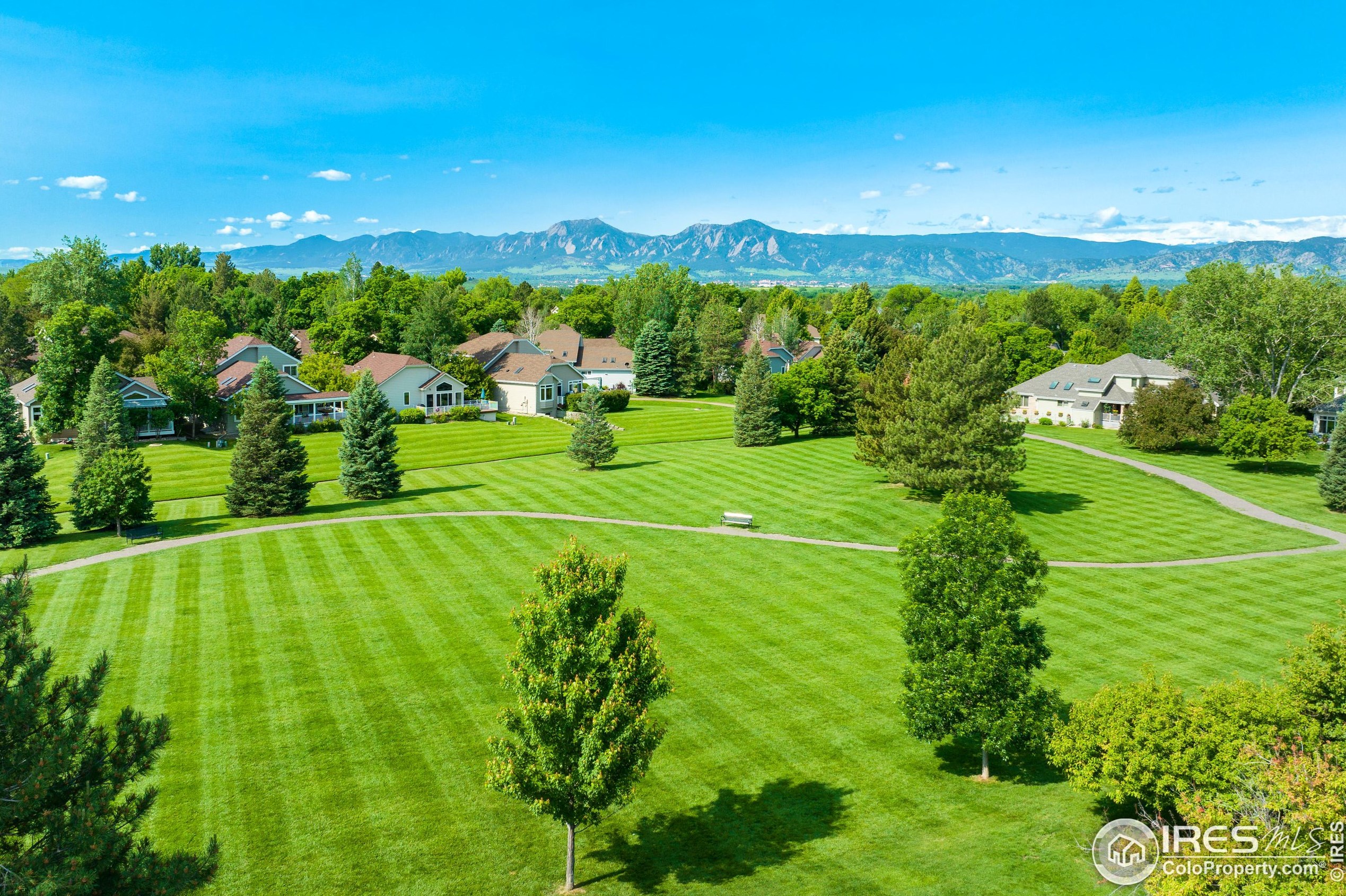 7461 Singing Hills Dr #e, Boulder, CO 80301