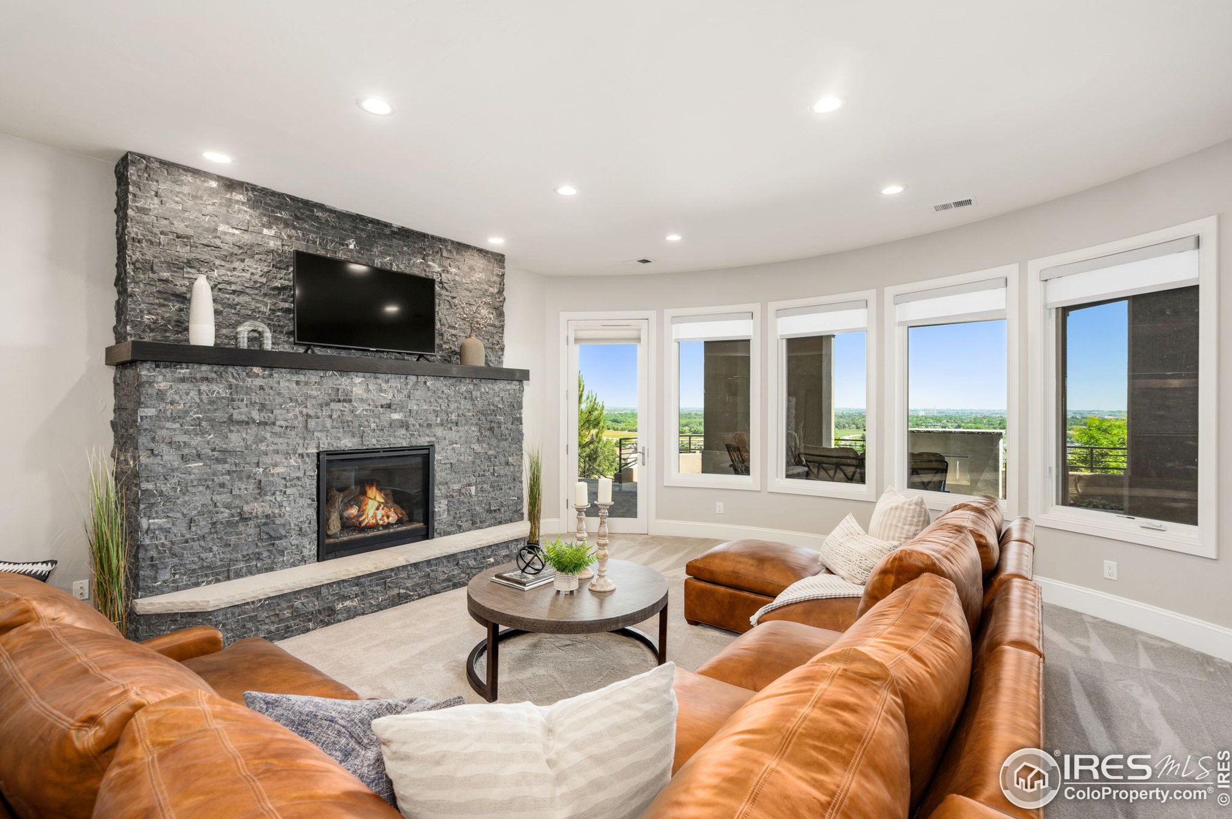 1175 Falcon Ct, Fort Collins CO  exterior