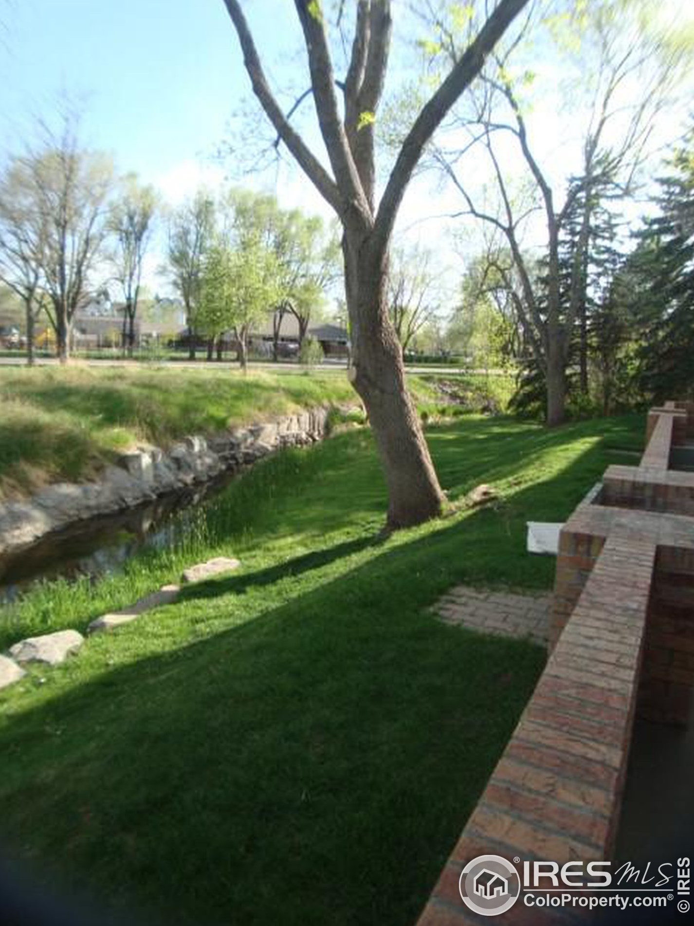 1811 Indian Meadows Ln, Fort Collins, CO 80525-1420