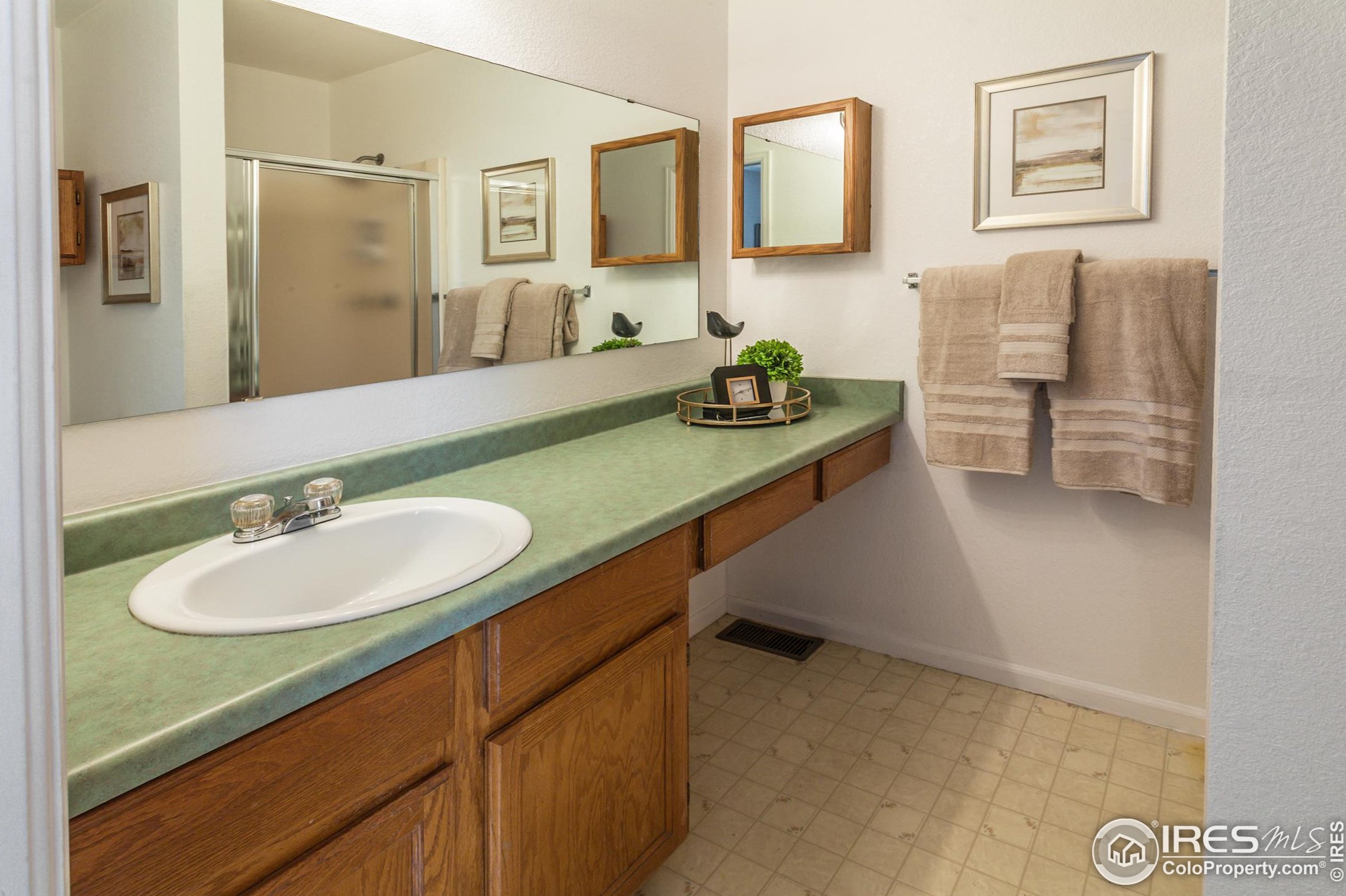 608 Meadow Dr, Fort Collins CO  80550-5739 exterior