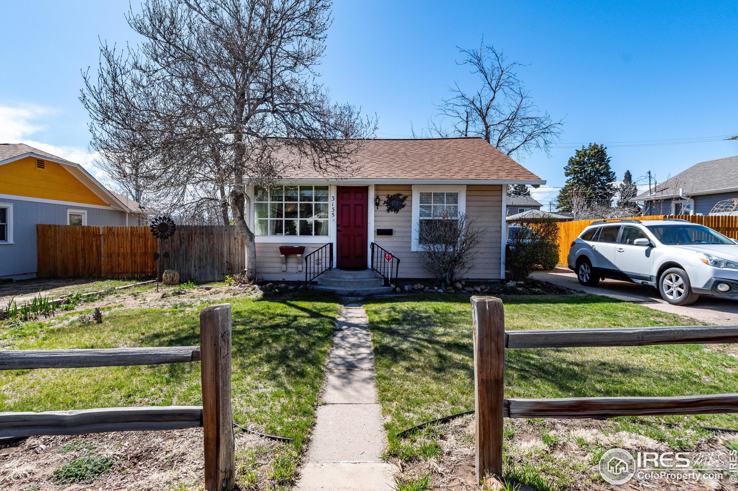 3135 Logan St, Englewood, CO 80113-2623