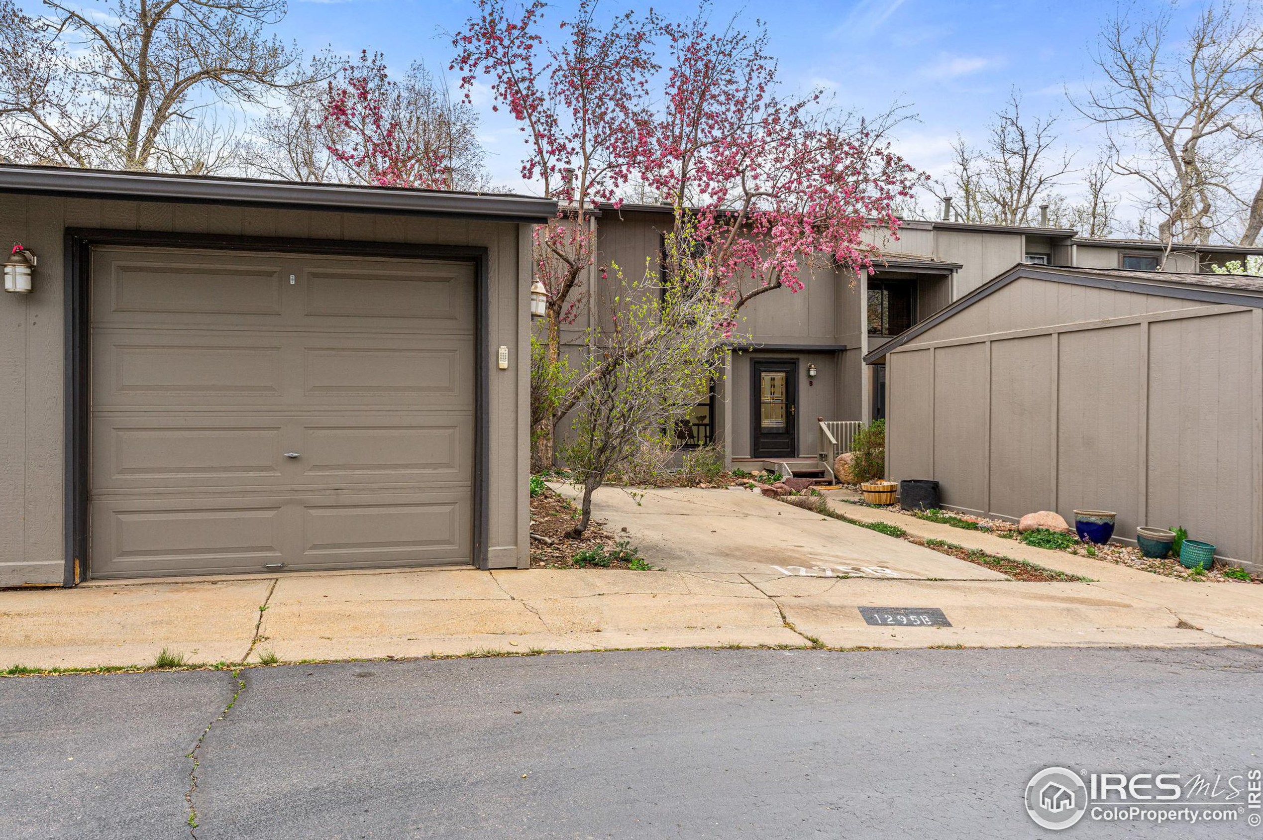 1295 Bear Mountain Dr #b, Boulder, CO 80305