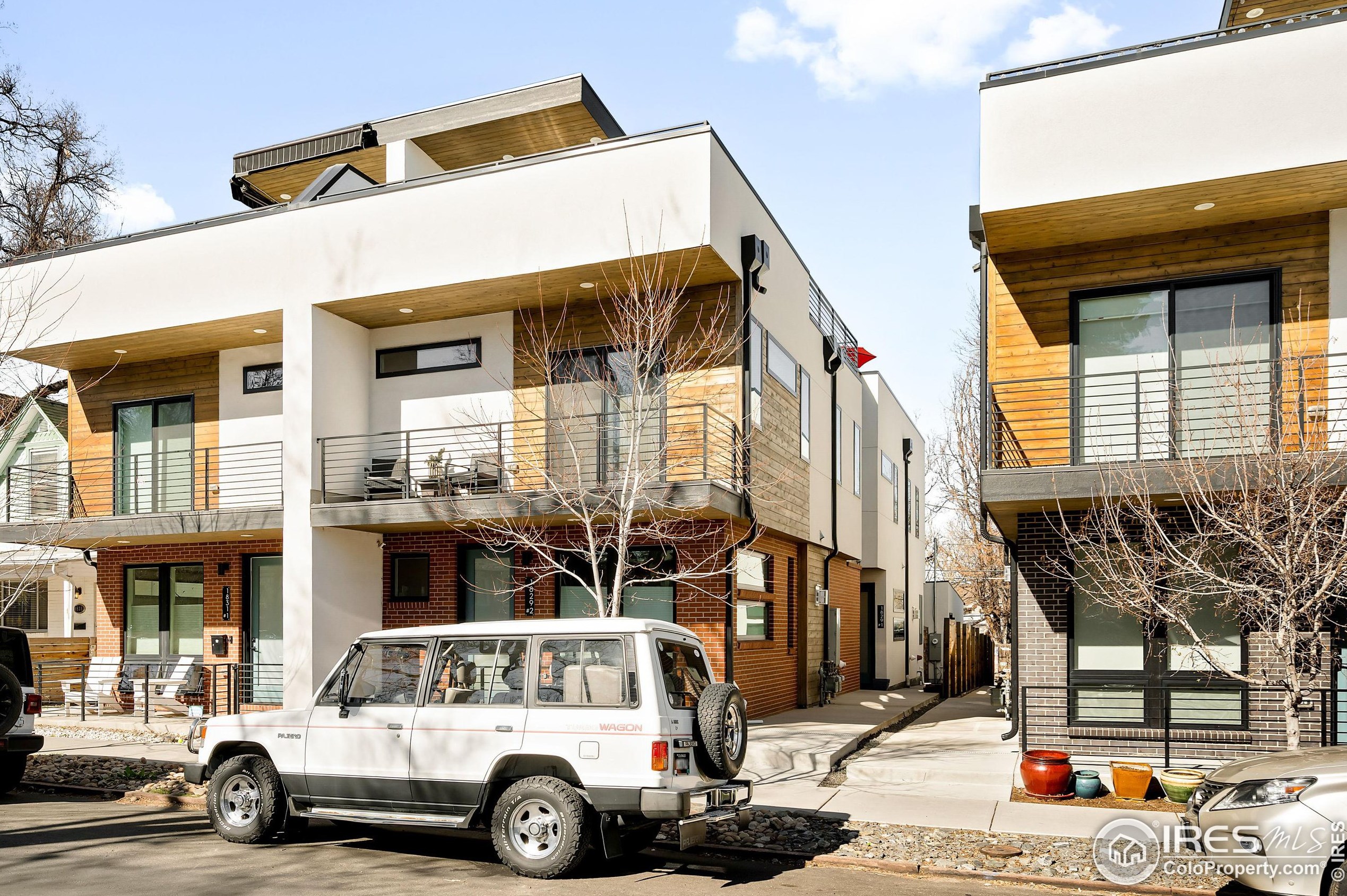 1829 Pearl St, Denver, CO 80203-1423