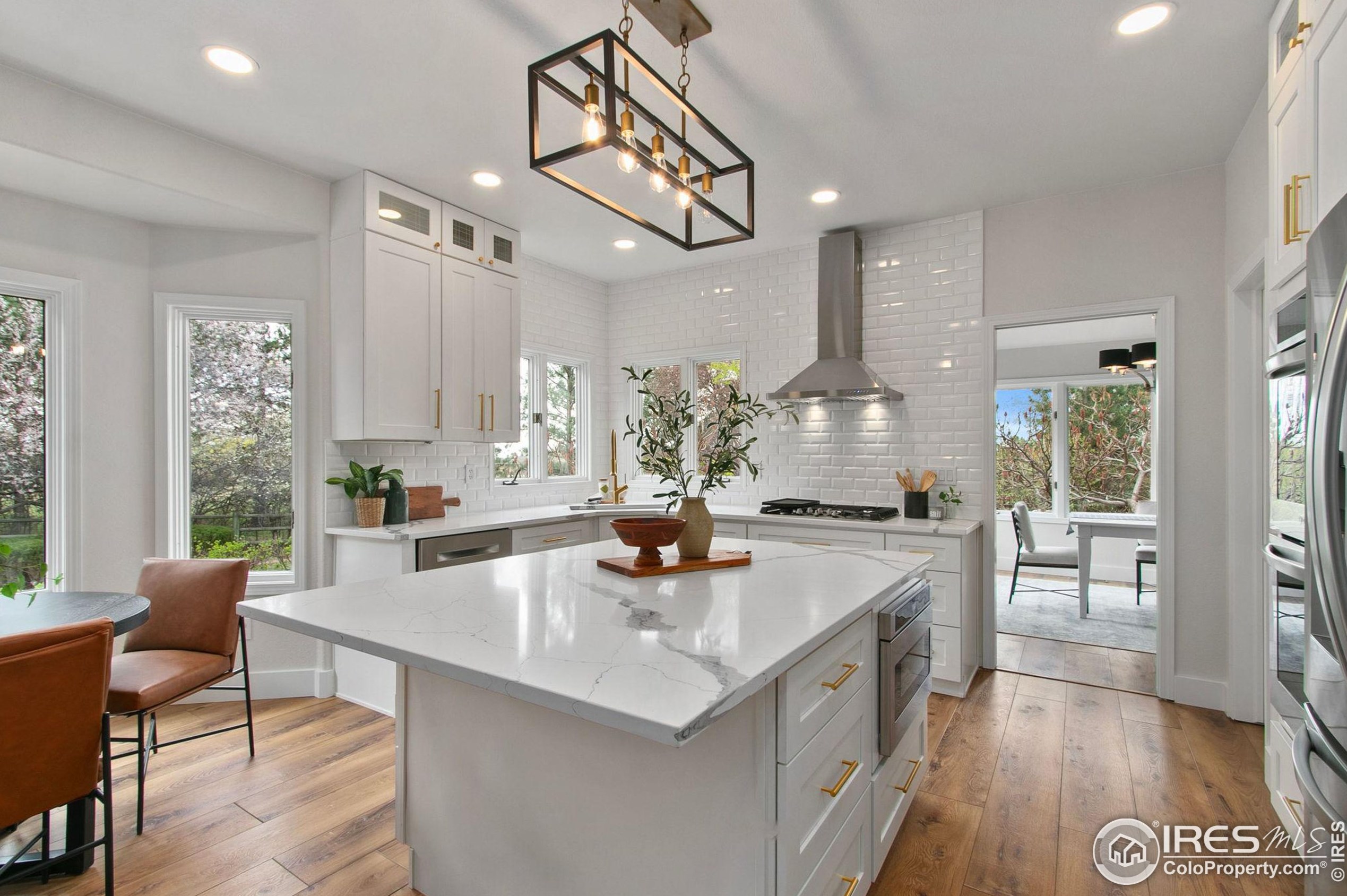 604 Hinsdale Ct, Fort Collins CO  80526-3933 exterior
