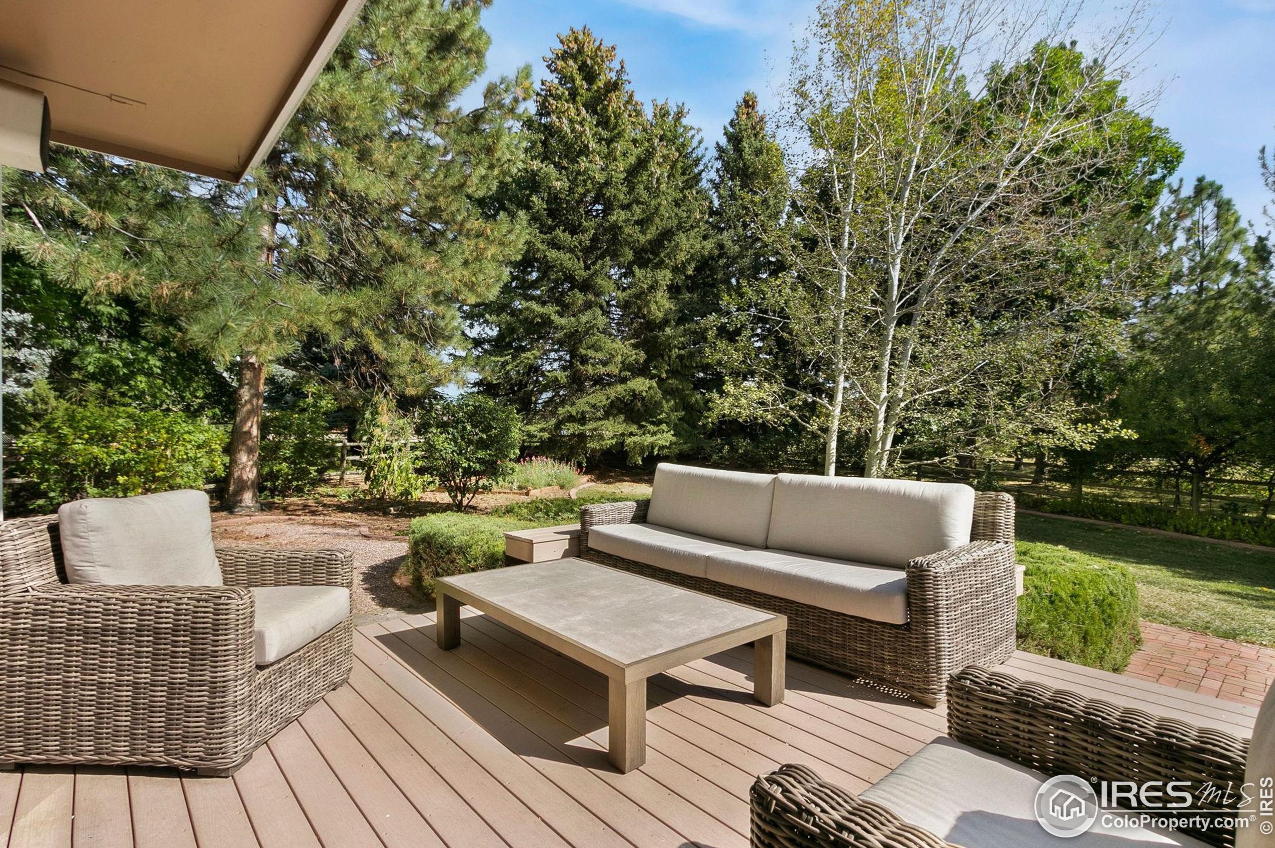 604 Hinsdale Ct, Fort Collins CO  80526-3933 exterior