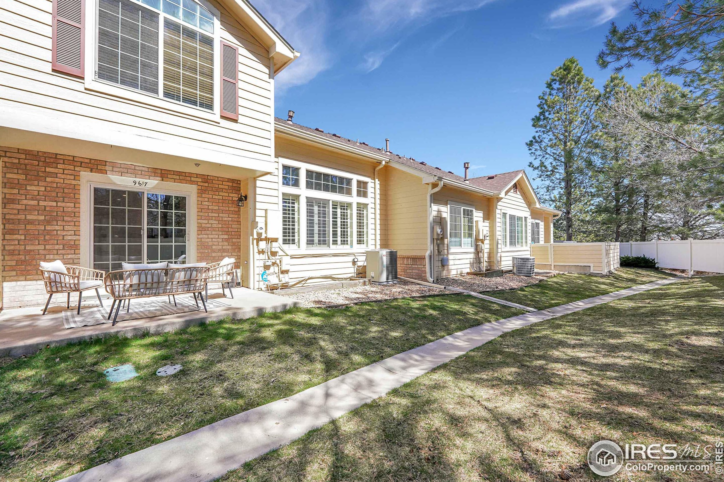 9617 Independence Dr, Westminster CO  80021-6843 exterior