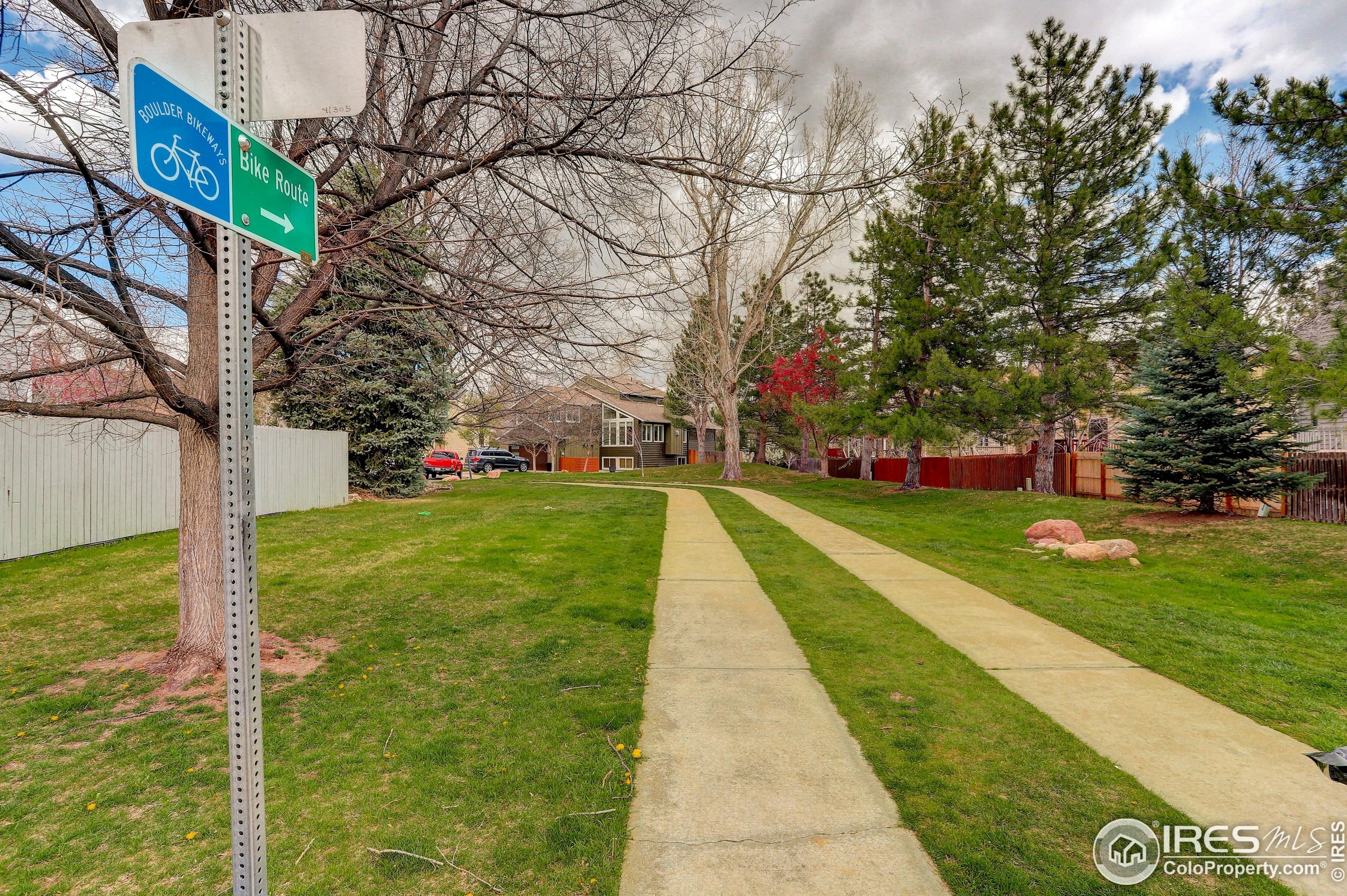 66 Genesee Ct, Boulder CO  80303-4426 exterior