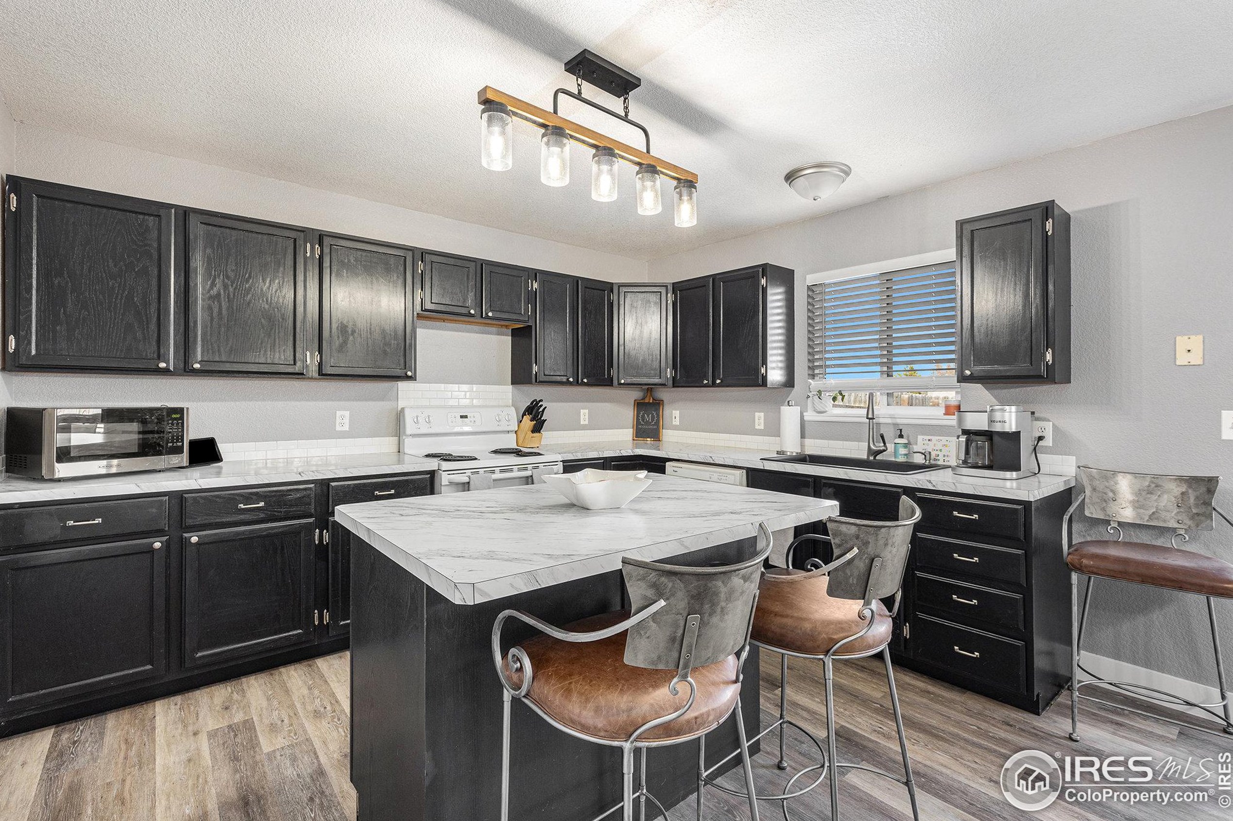 127 Calabria Dr, Fort Collins CO  80550-6003 exterior