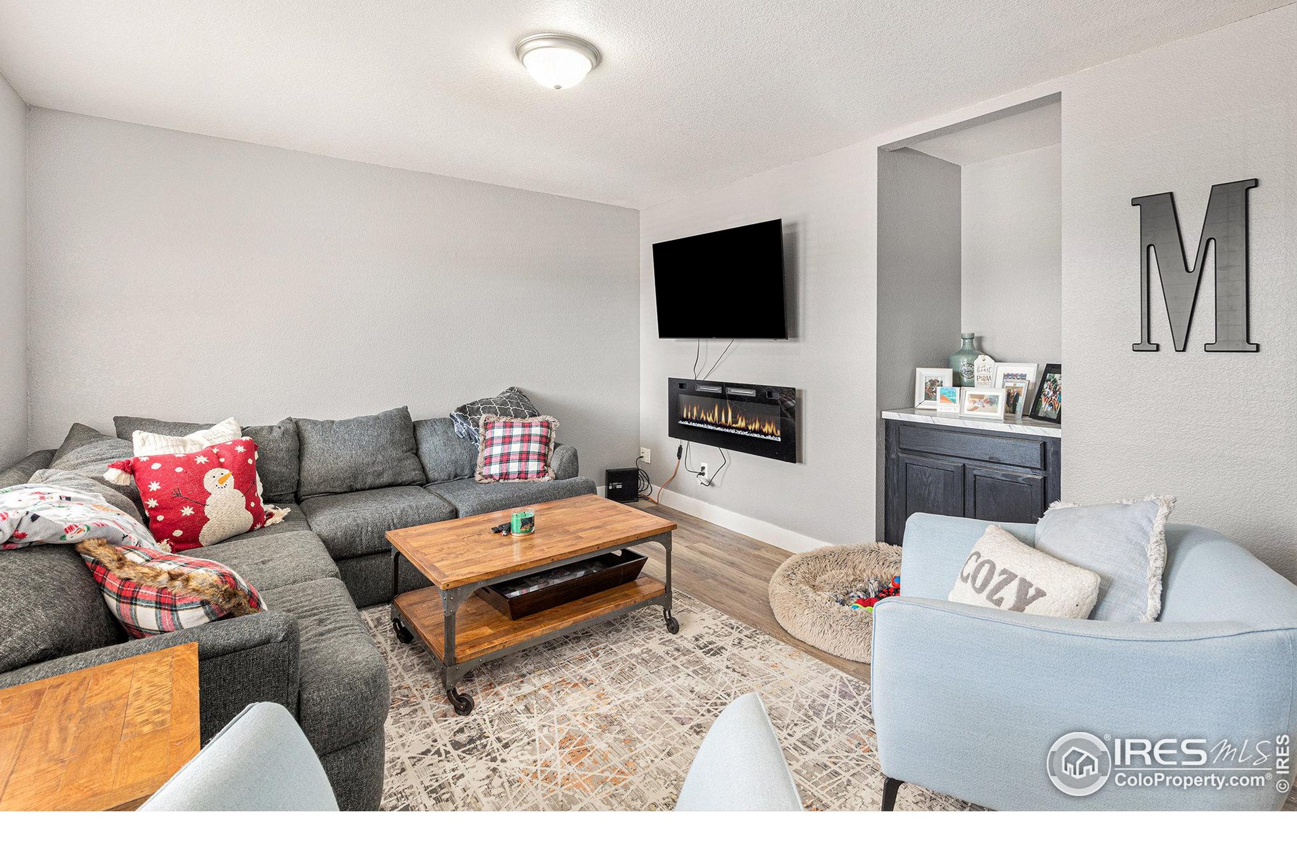 127 Calabria Dr, Fort Collins CO  80550-6003 exterior