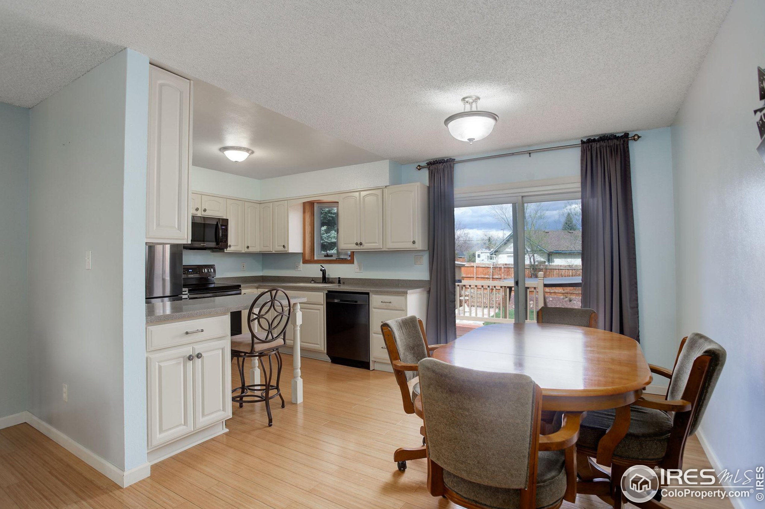 2605 Courtney Dr, Loveland, CO 80537