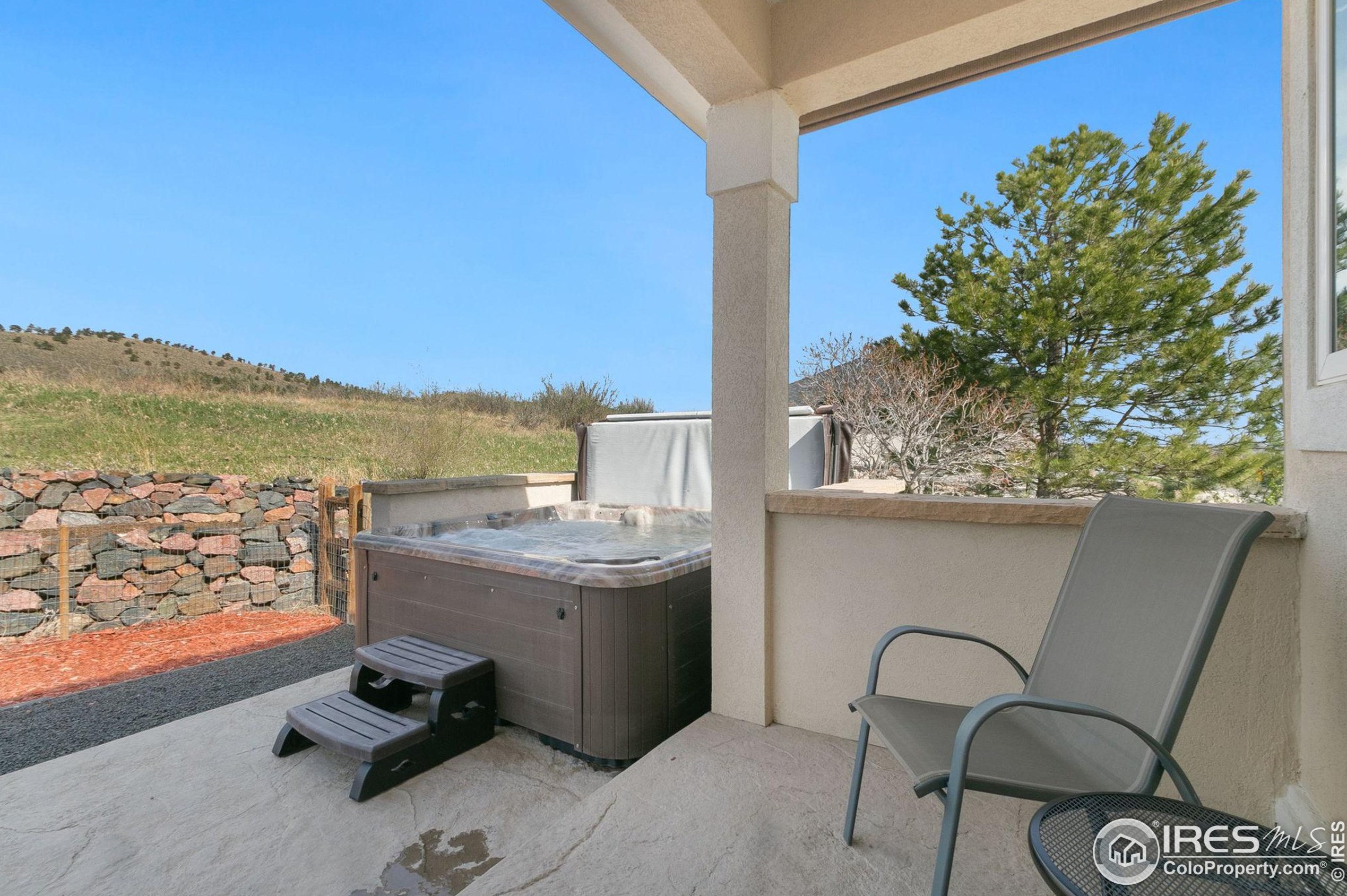 4651 Westridge Dr, Fort Collins CO  80526-6508 exterior