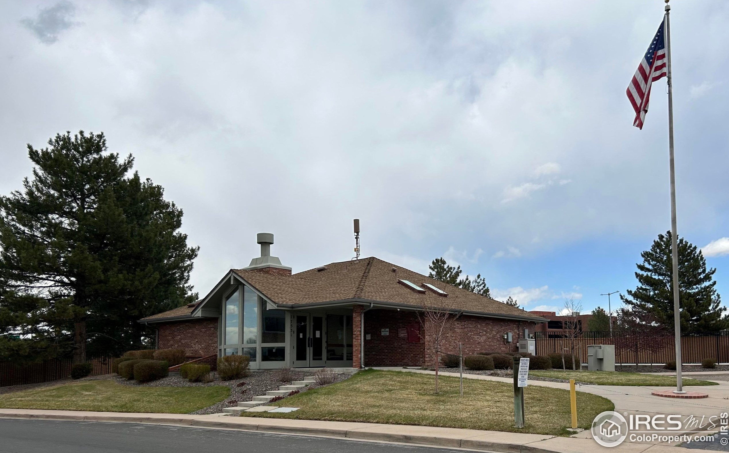 17504 Caspian Pl, Denver CO  80013-4141 exterior