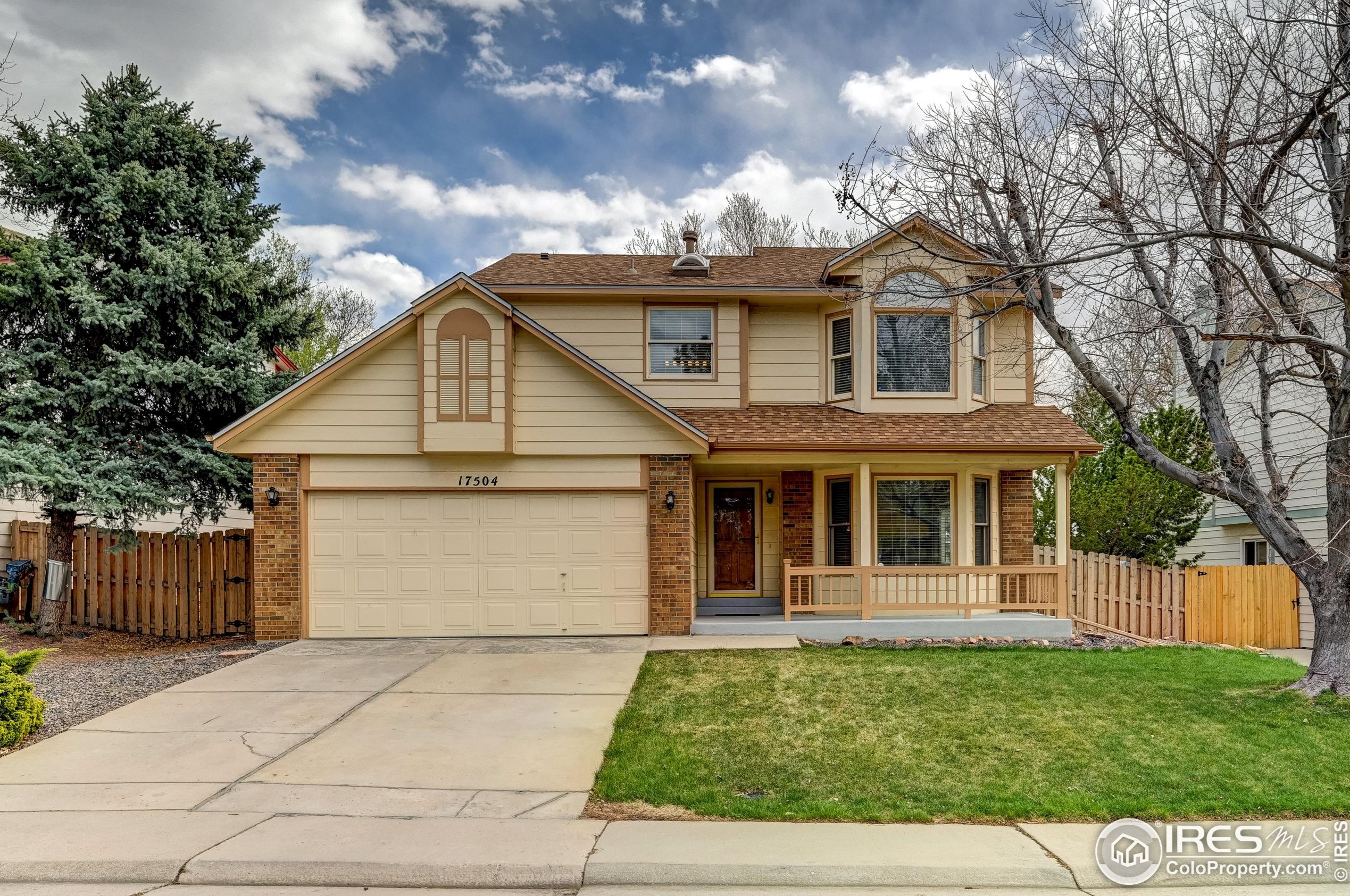 17504 Caspian Pl, Denver CO  80013-4141 exterior
