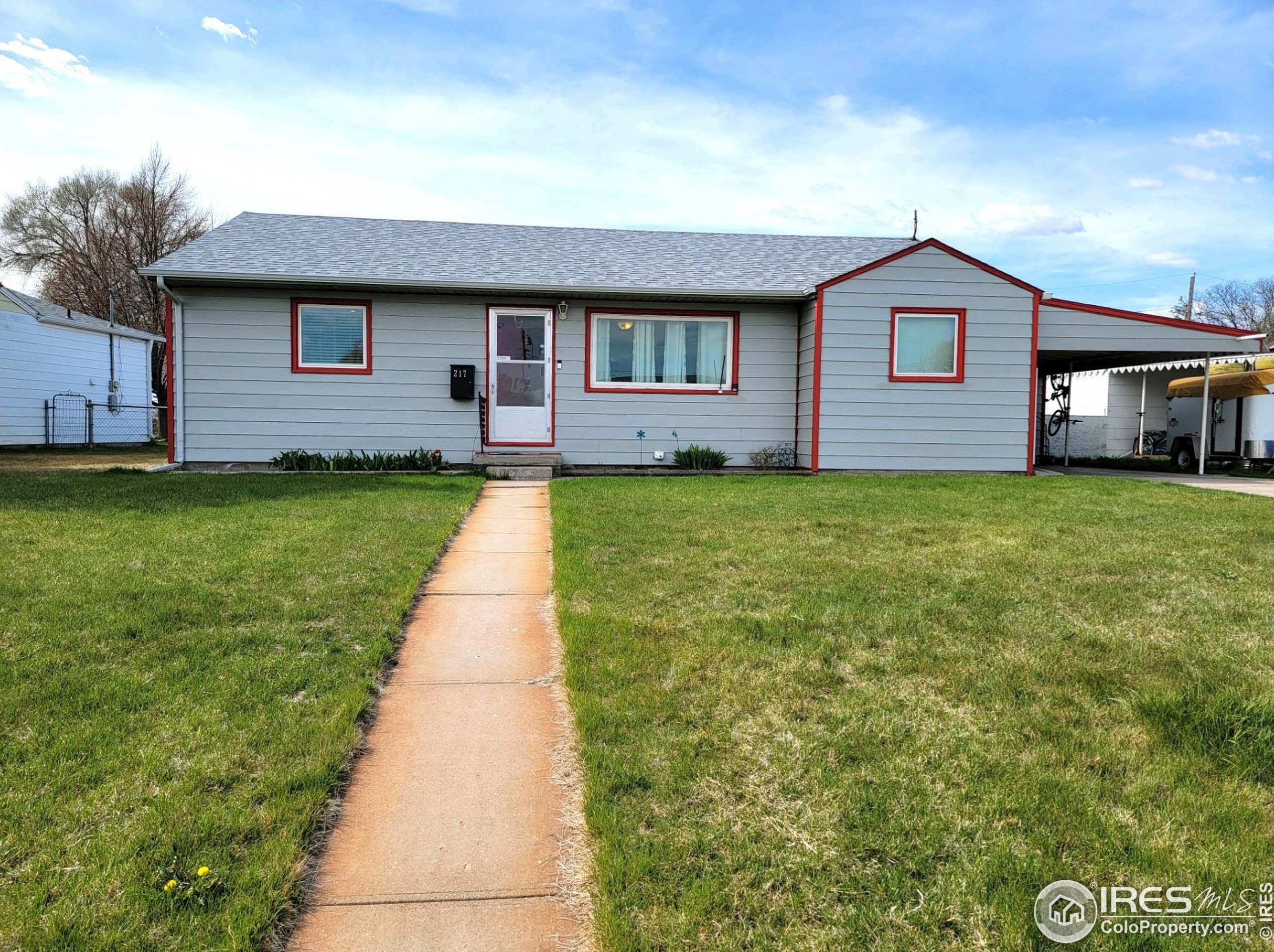 217 Colorado Pl, Sterling, CO 80751-2415