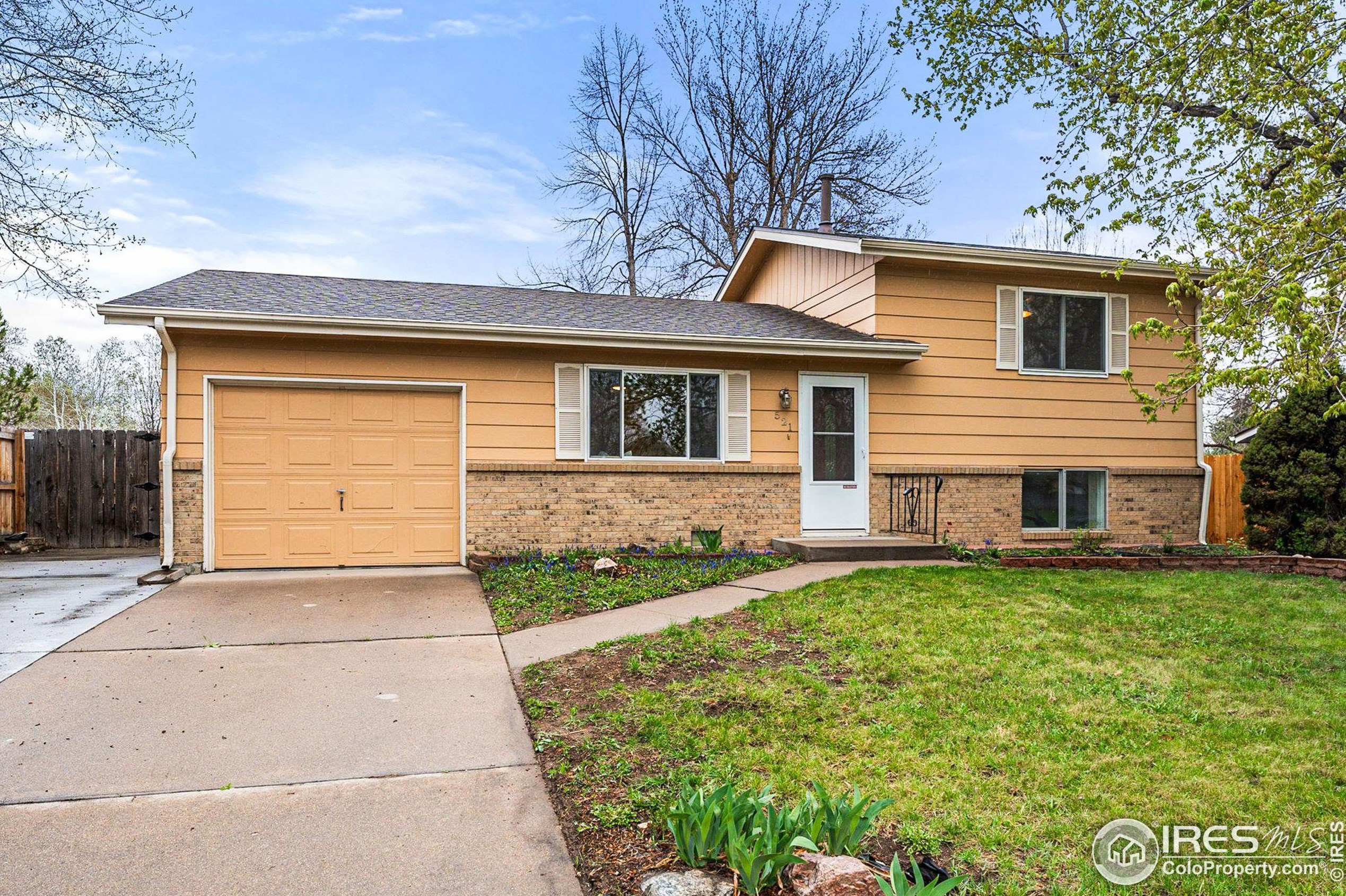 521 10th St, Fort Collins CO  80550-4825 exterior