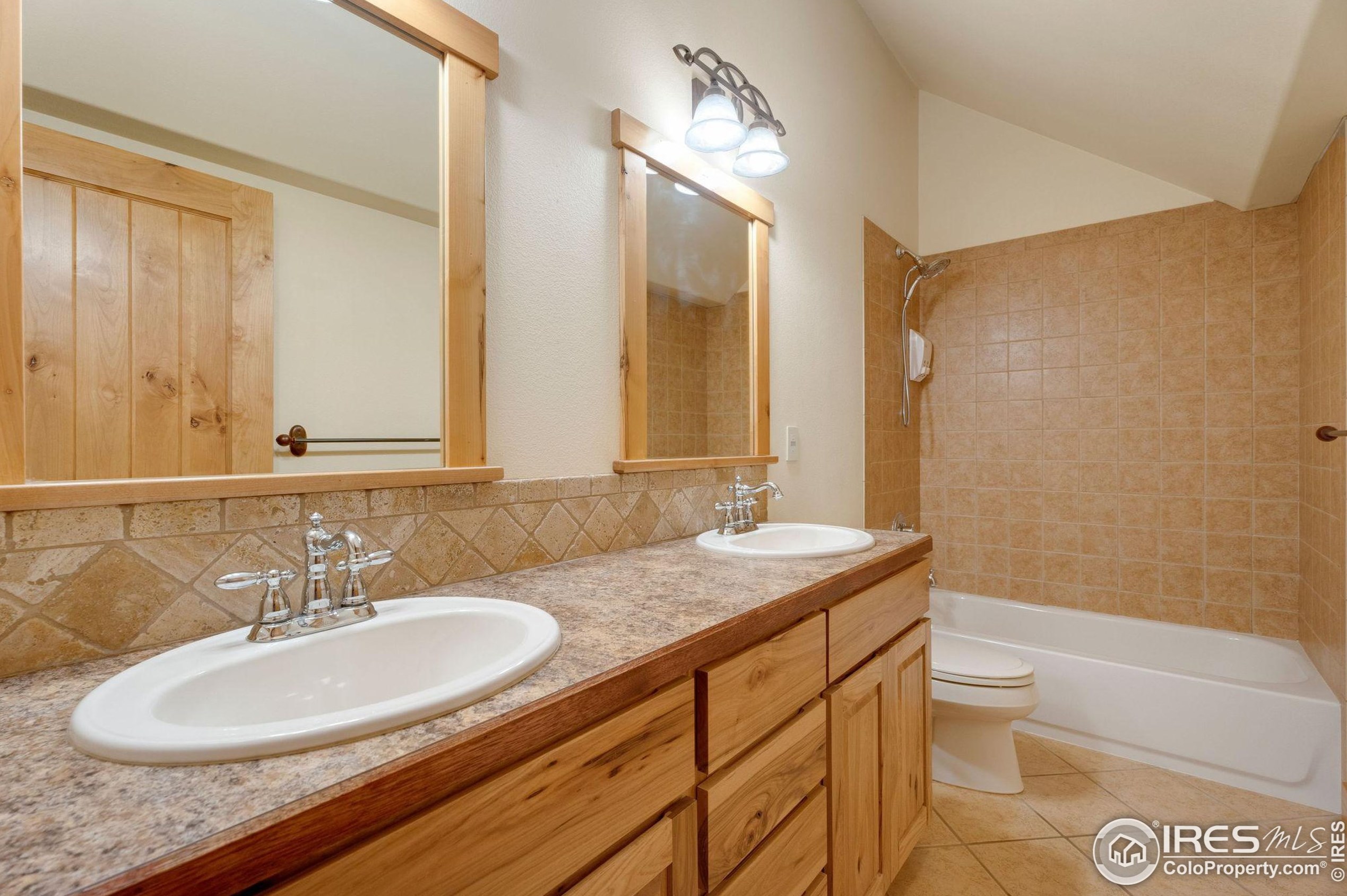 1715 Uncompahgre Dr, Loveland CO 80538-7248 exterior