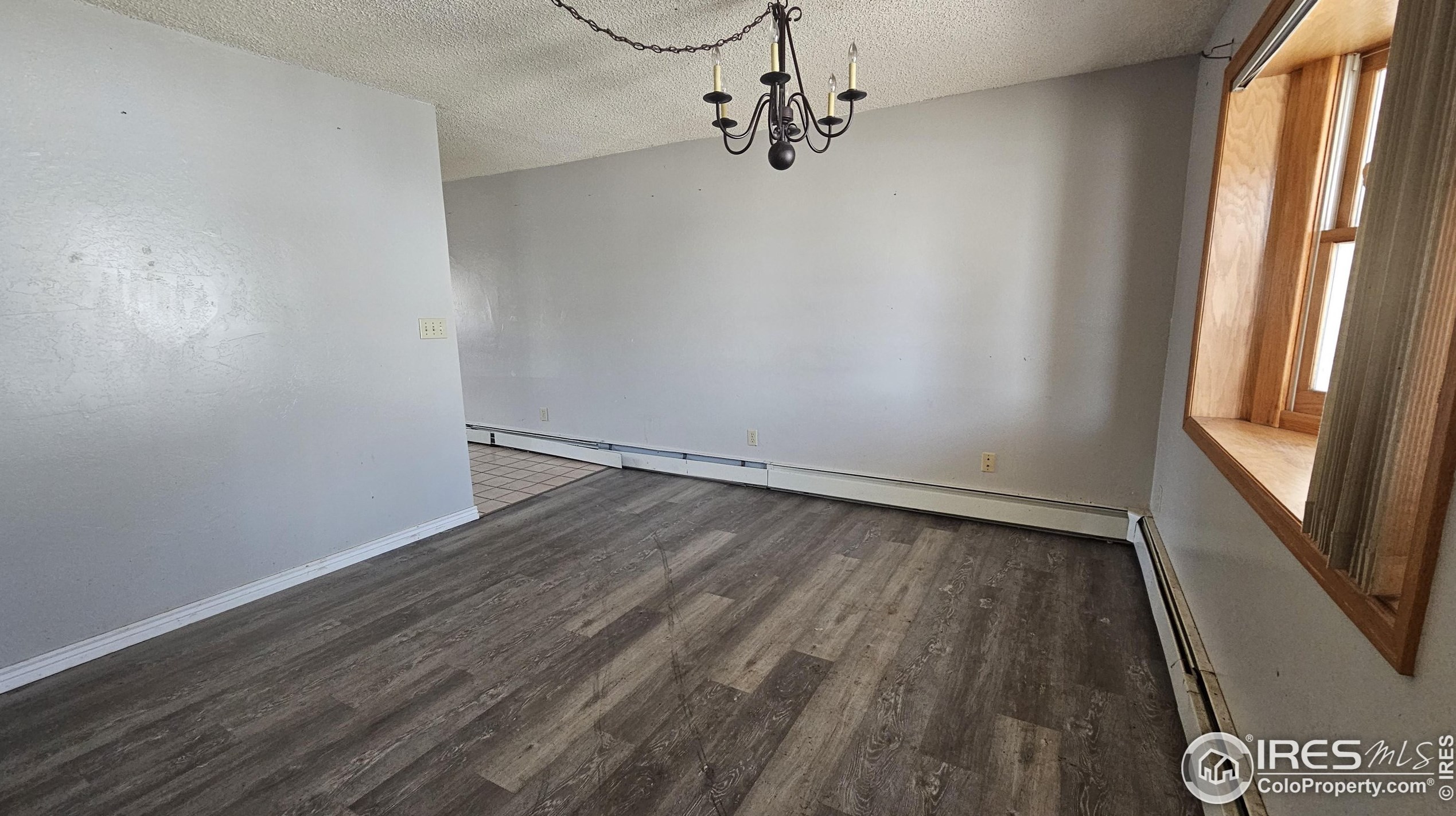 215 2nd Ave, Yuma, CO 80759-2005