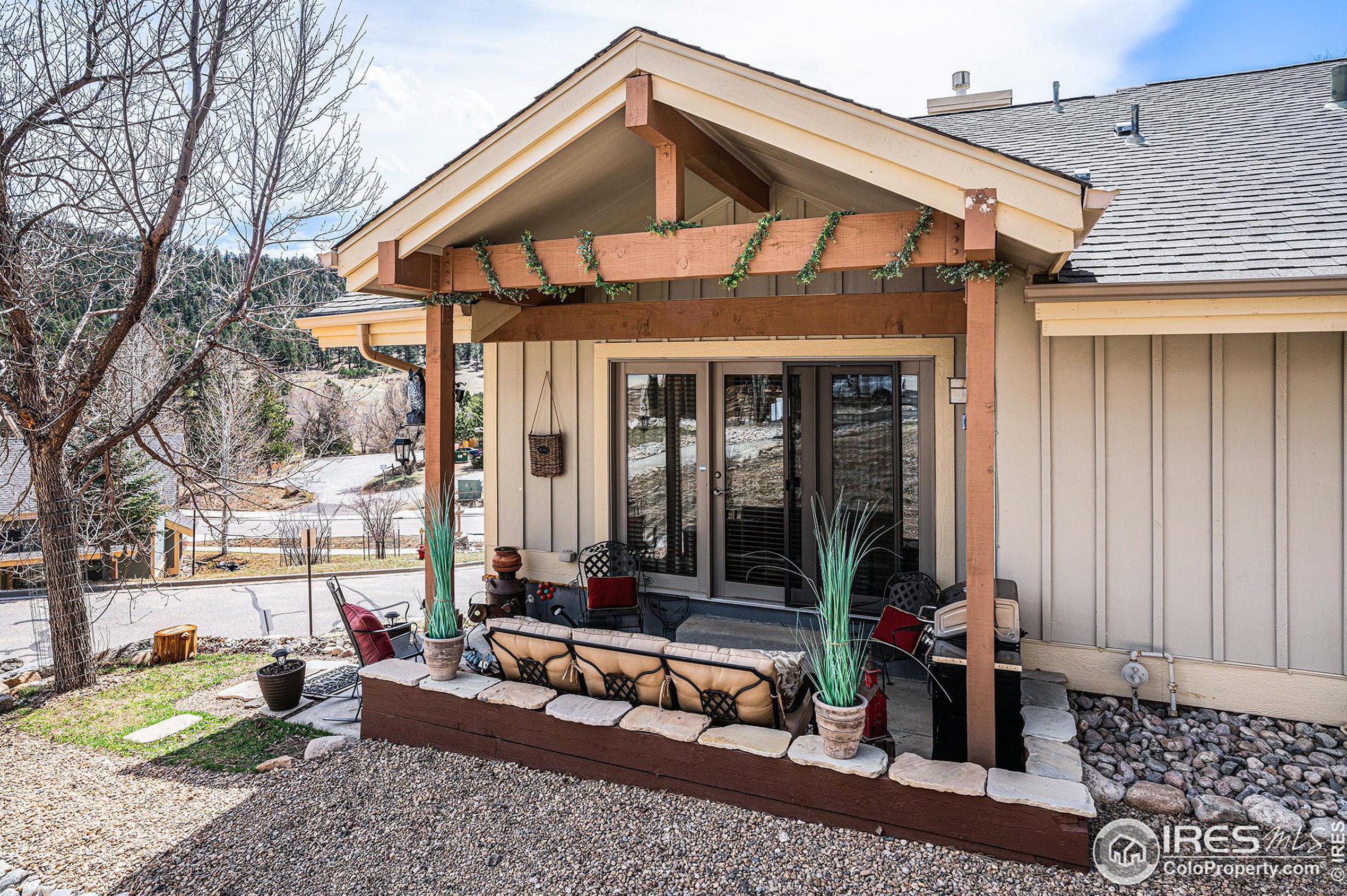 1769 Wildfire Rd, Estes Park CO 80517-9751 exterior