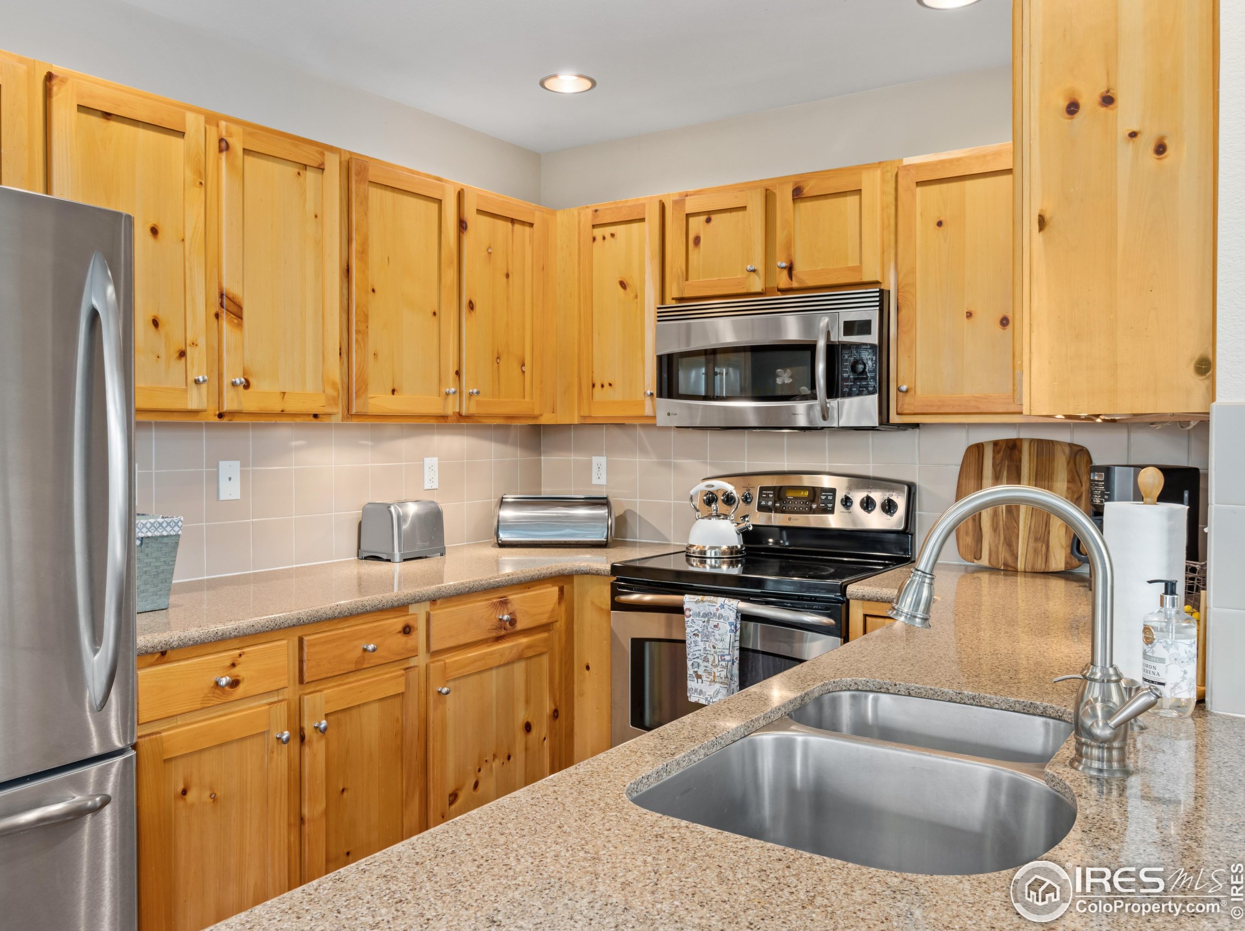 2400 Concord Cir, Lafayette CO  80026-3417 exterior