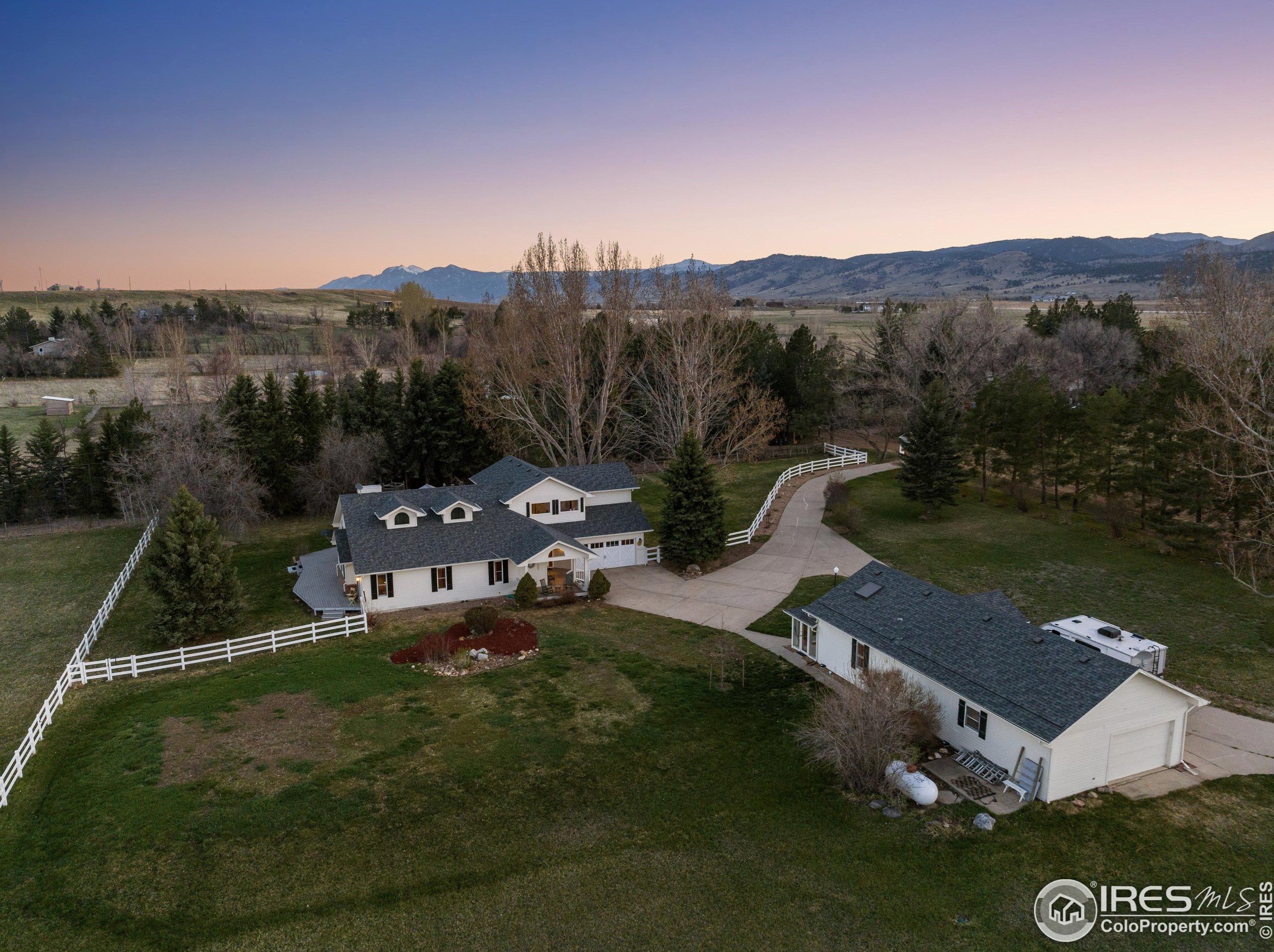 9362 Tollgate Dr, Longmont, CO 80503-9300