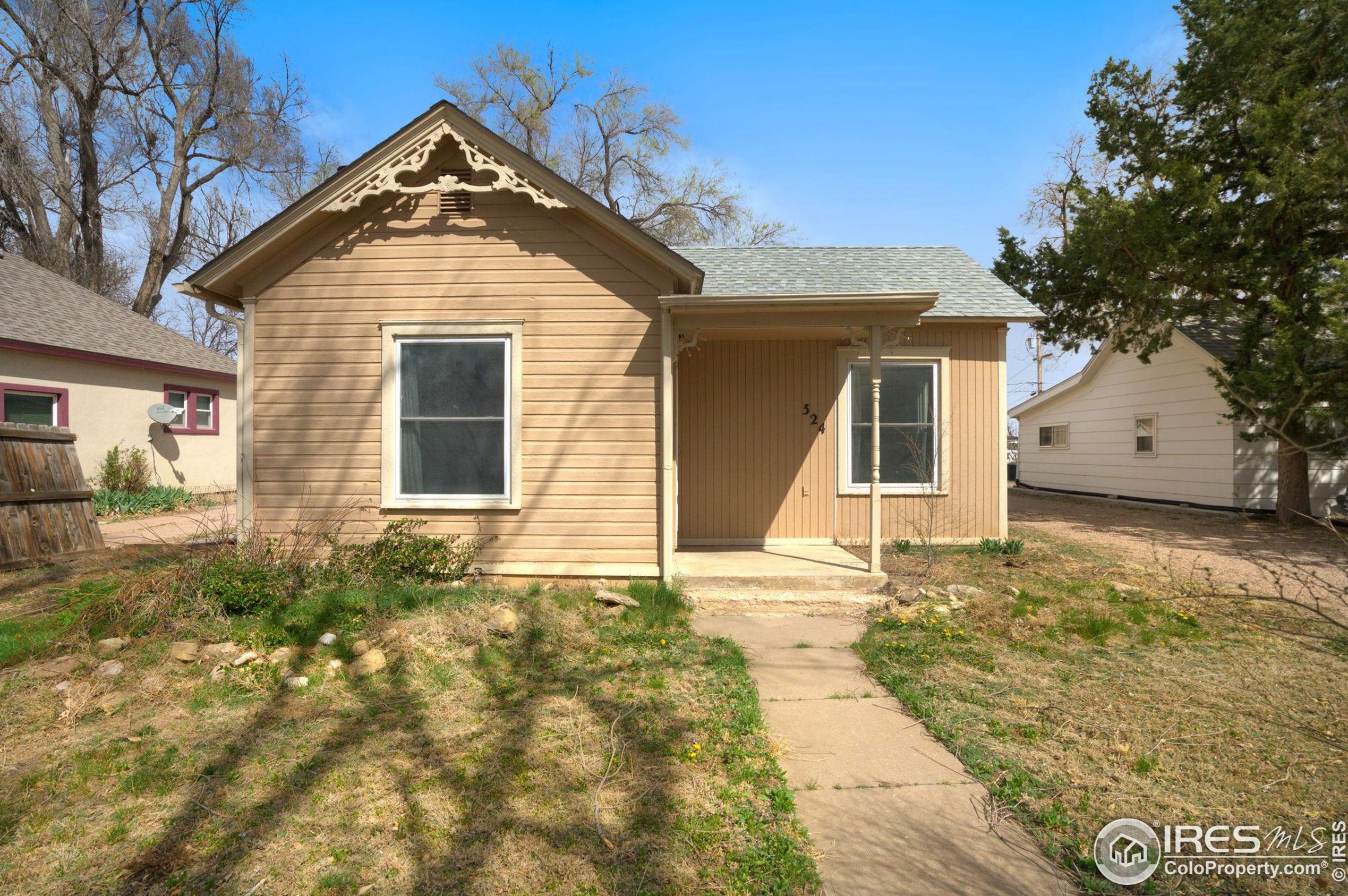 324 1st Ave, Ault, CO 80610-9665