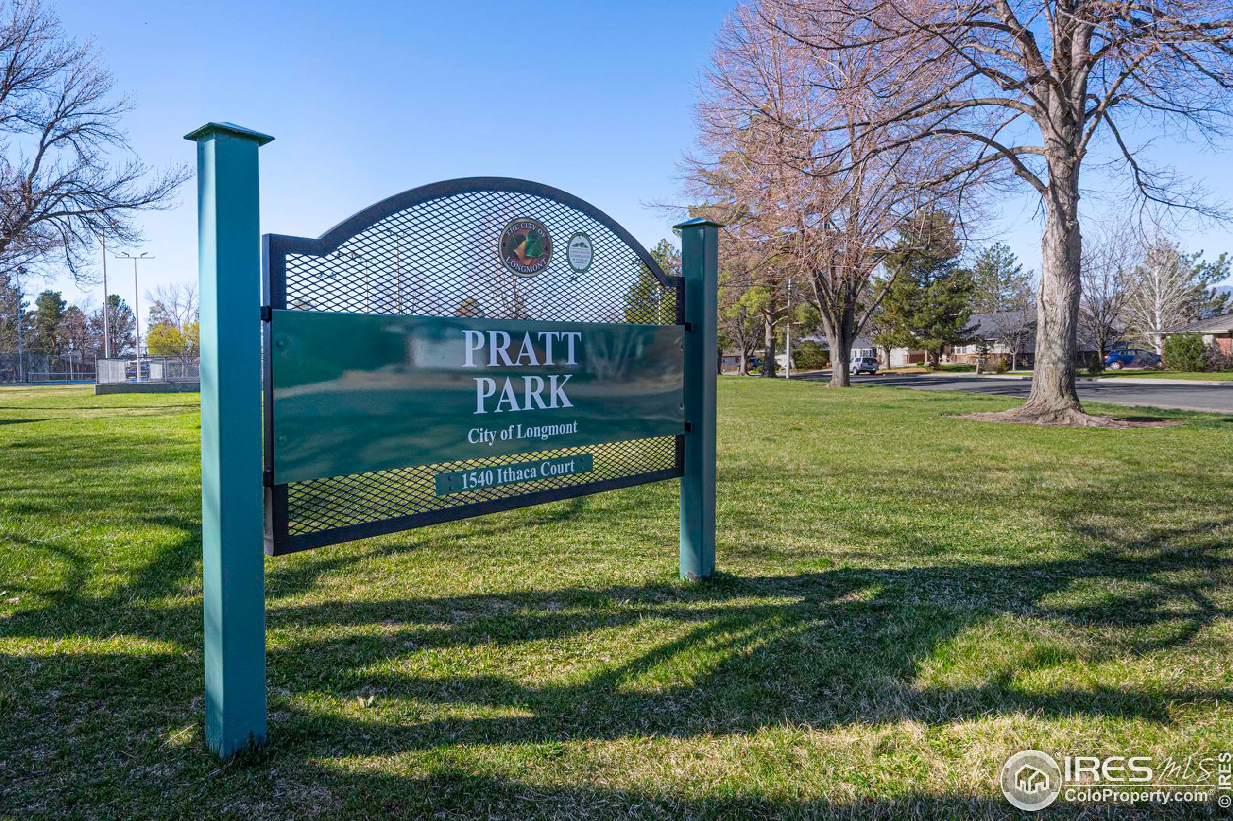 5 Dartmouth Cir, Longmont CO  80503-2209 exterior