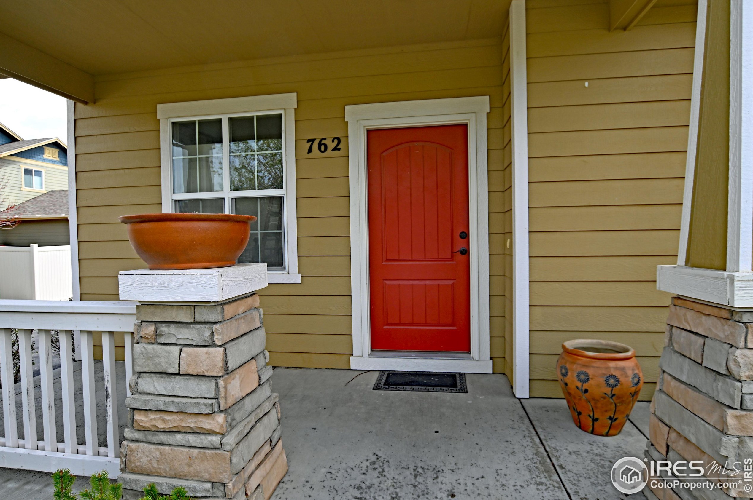 762 Three Forks Dr, Fort Collins, CO 80524