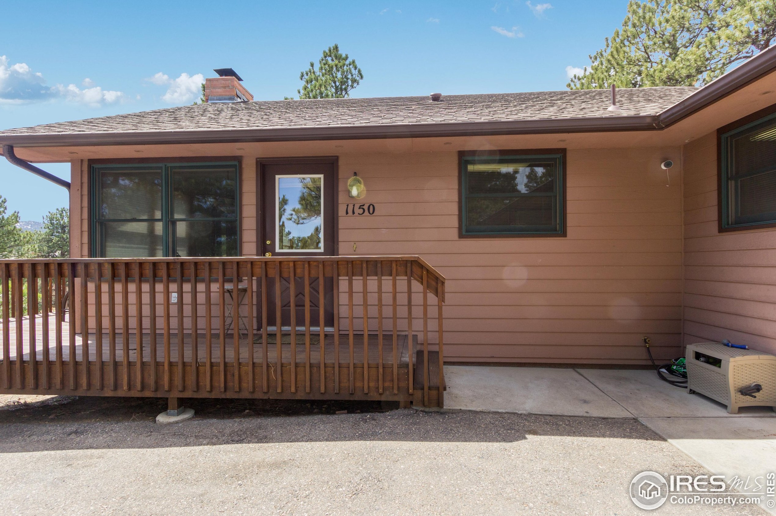 1150 Brook Dr, Estes Park, CO 80517-7307