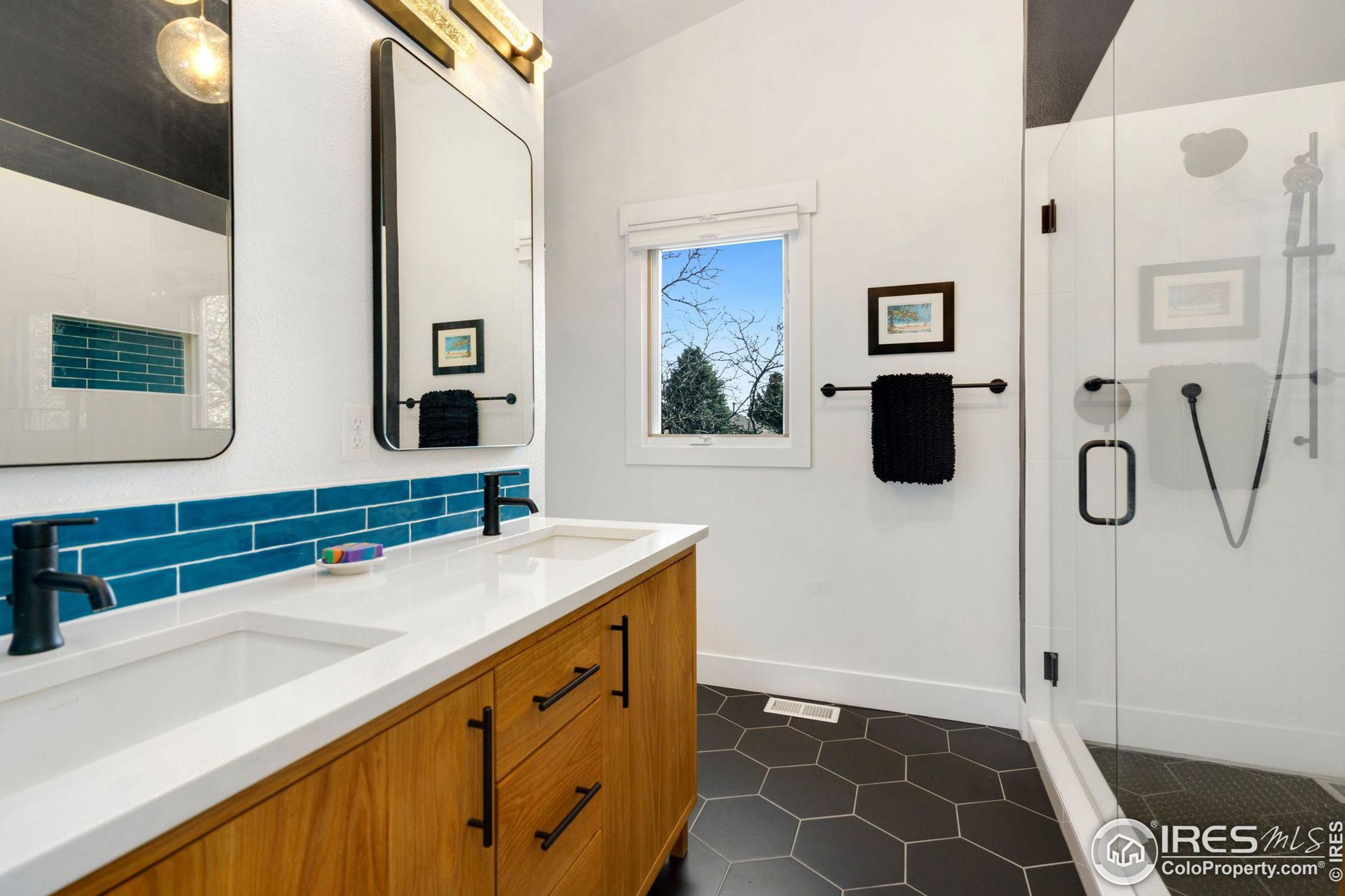 4413 Viewpoint Ct, Fort Collins CO  80526-3313 exterior
