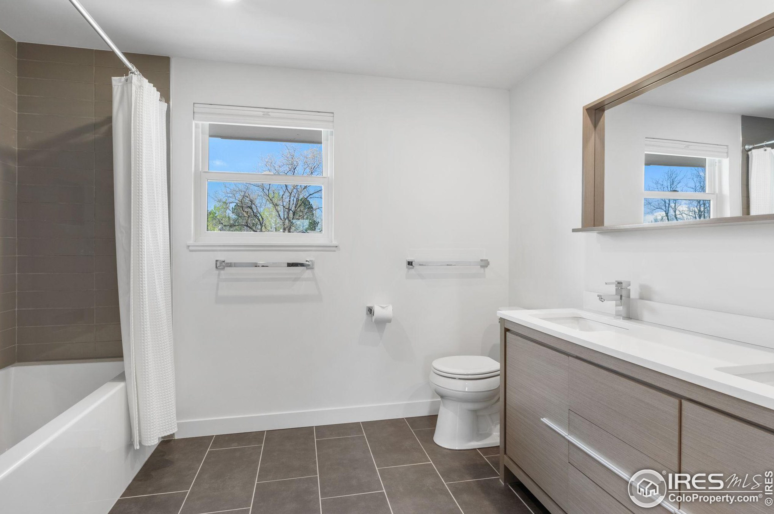 4302 Apple Way, Boulder CO  80301-1734 exterior