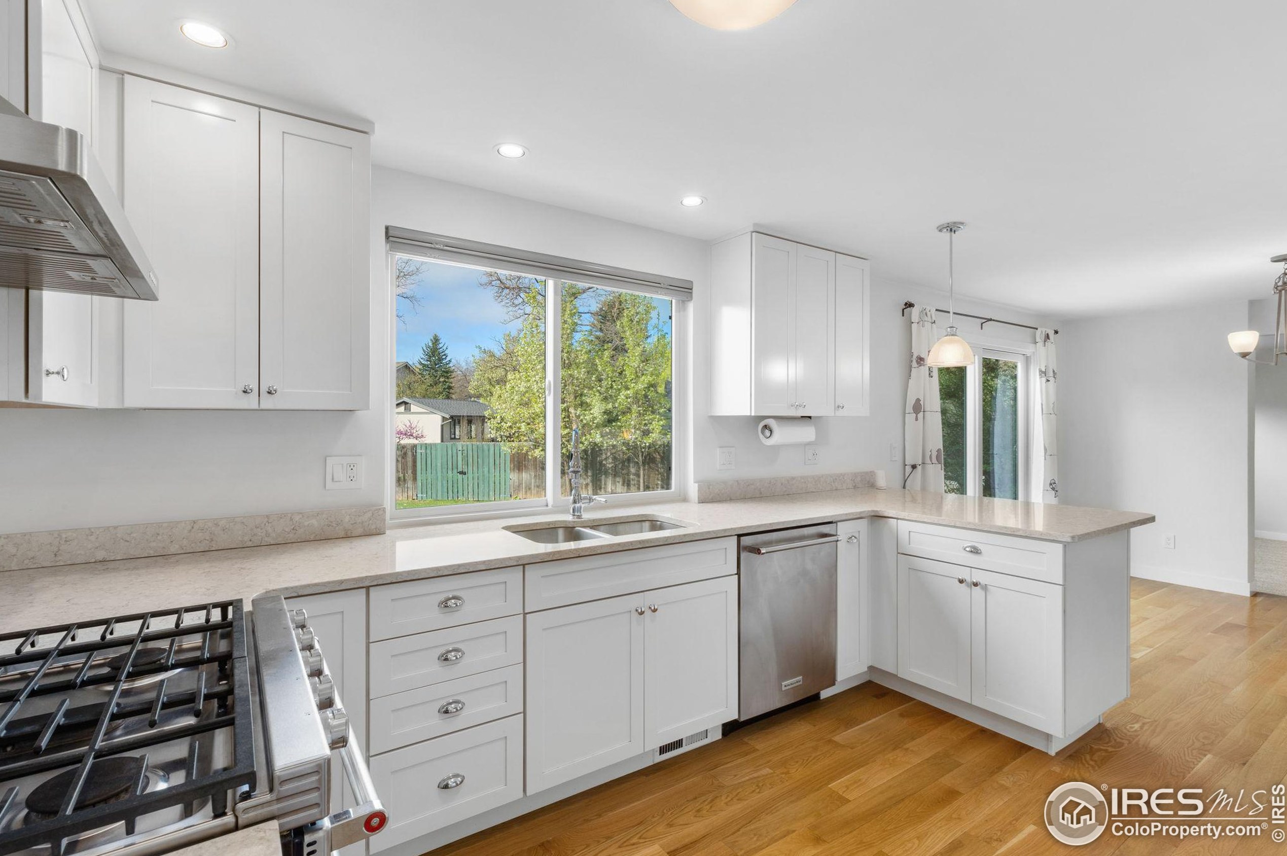 4302 Apple Way, Boulder CO  80301-1734 exterior