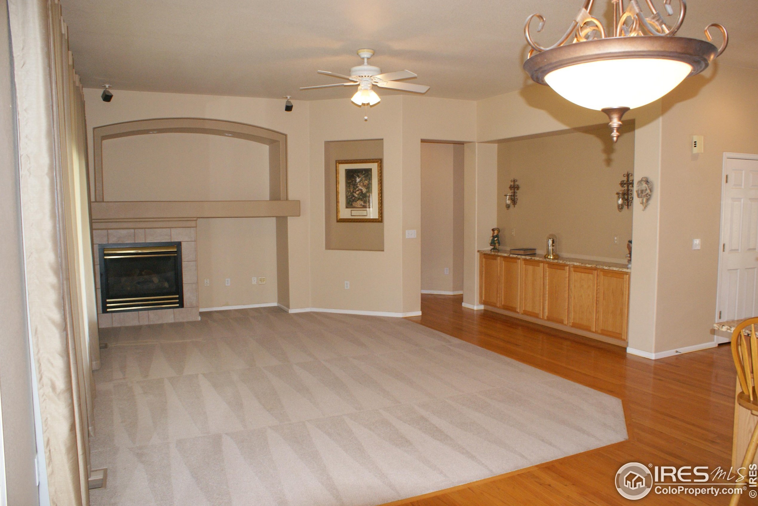 10013 Scenic Ct, Longmont, CO 80504-9729
