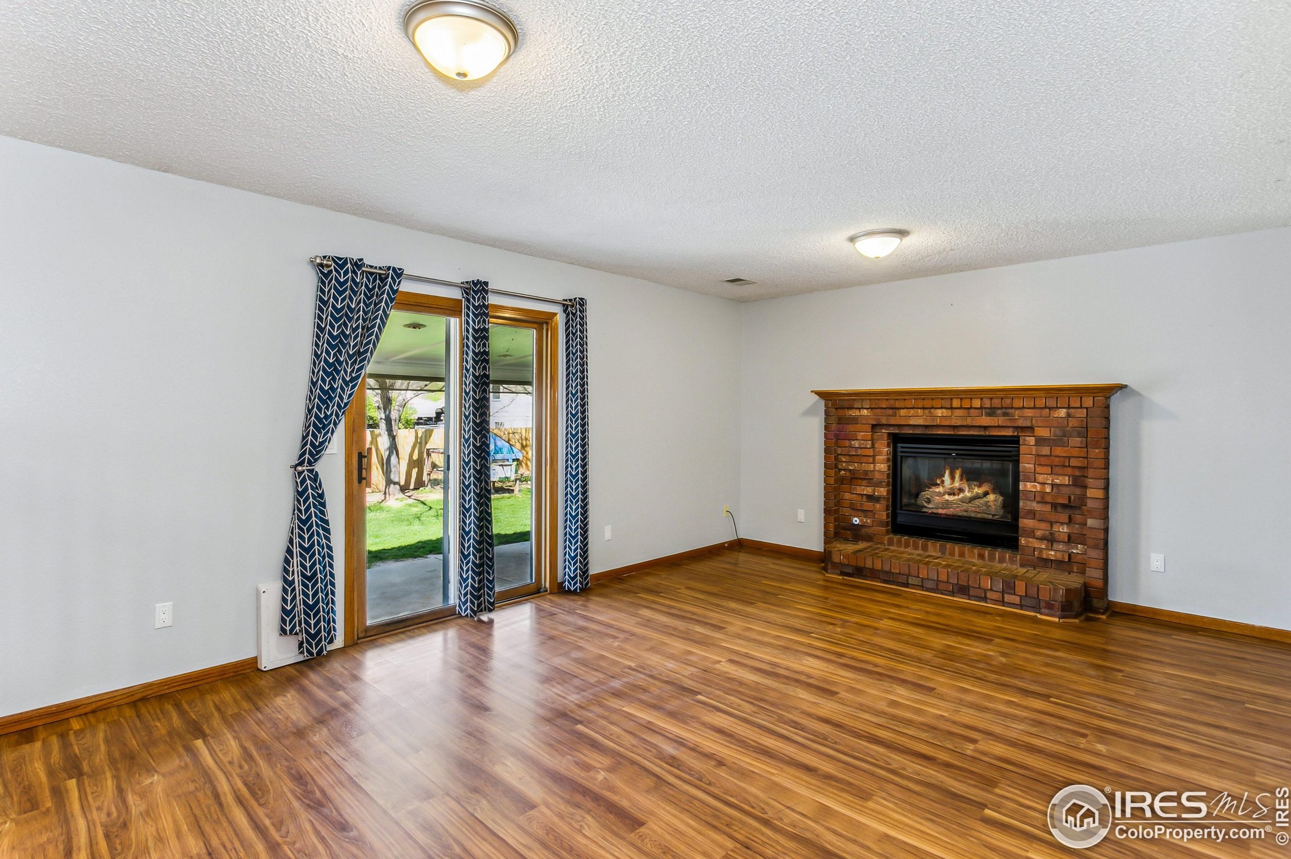 2605 Redbud Dr, Loveland CO  80538-3383 exterior