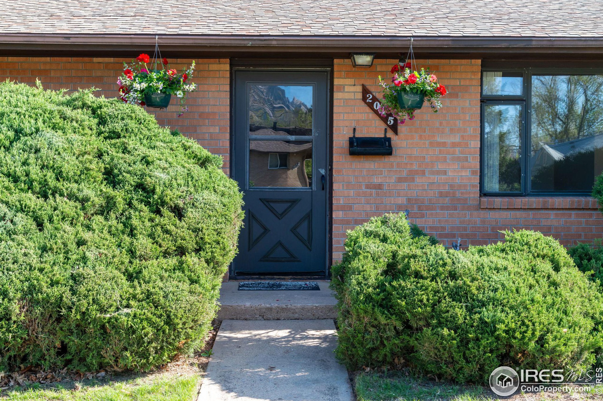 2015 Floral Dr, Boulder, CO 80304
