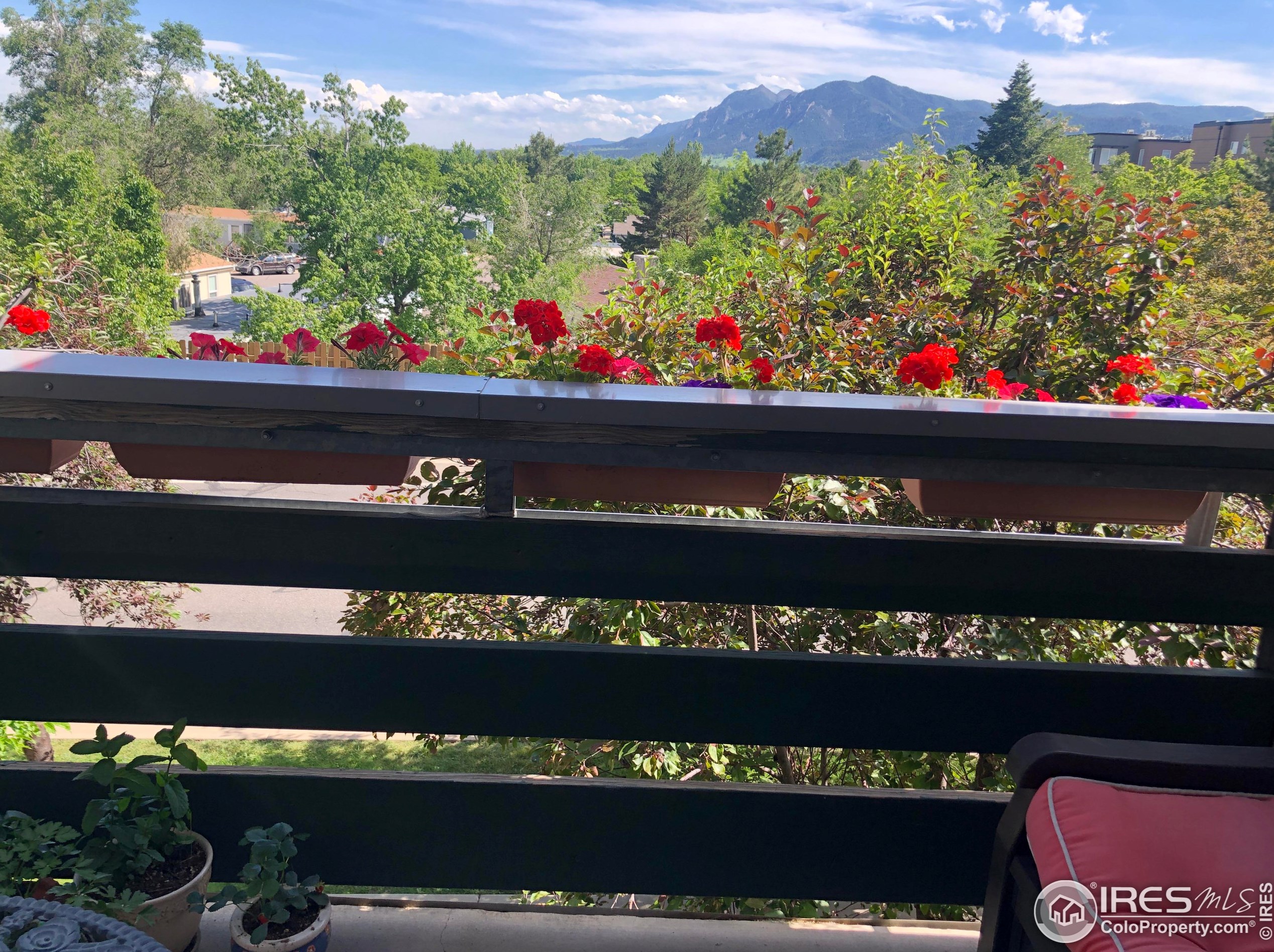 1435 Yarmouth Ave, Boulder, CO 80304-4338