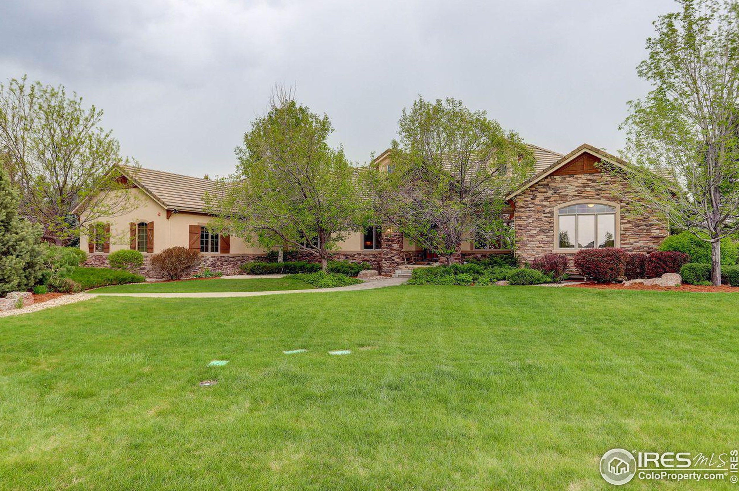 8762 Portico Ln, Longmont, CO 80503-9396