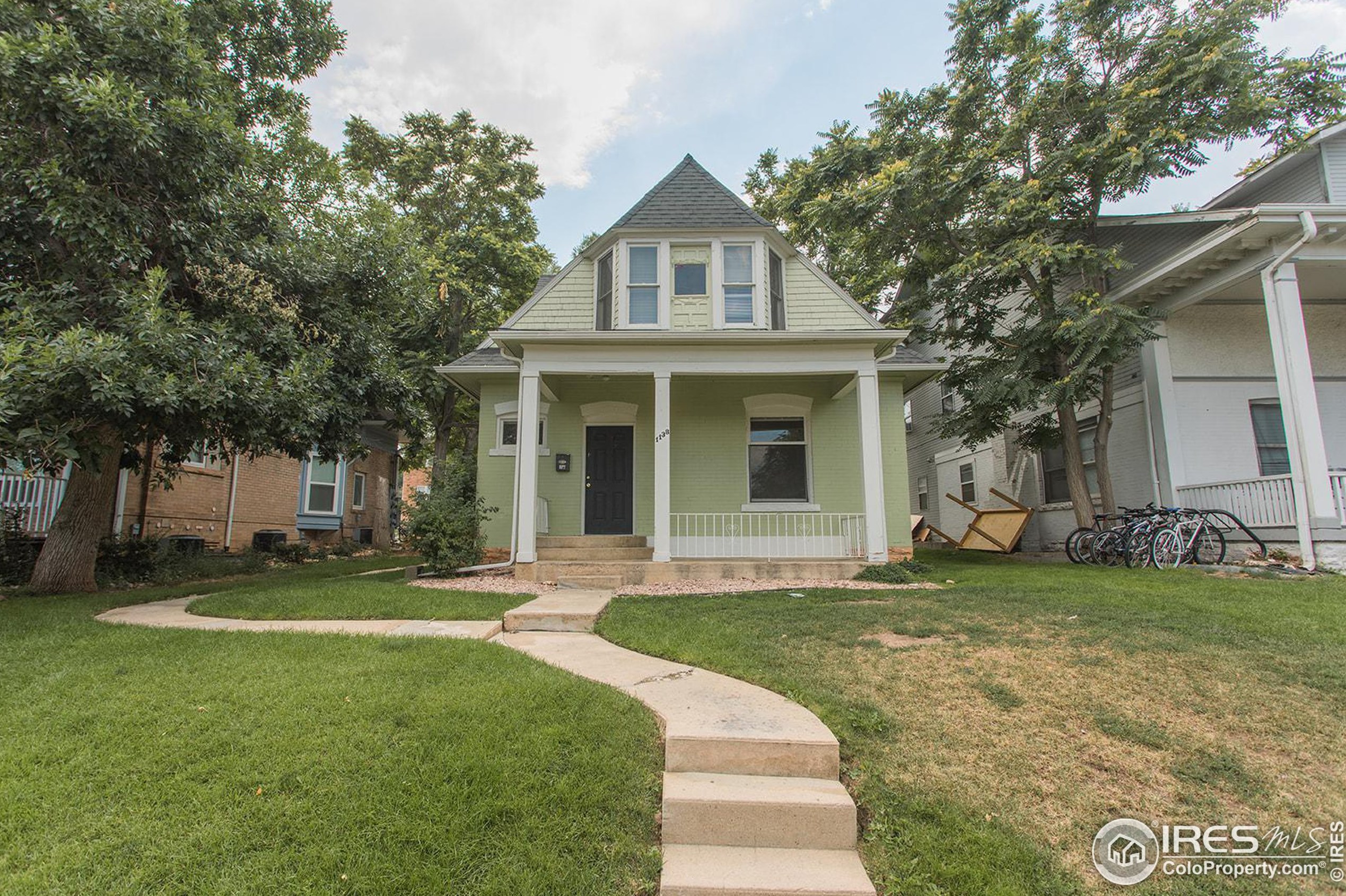 1138 Pleasant St, Boulder, CO 80302-7027