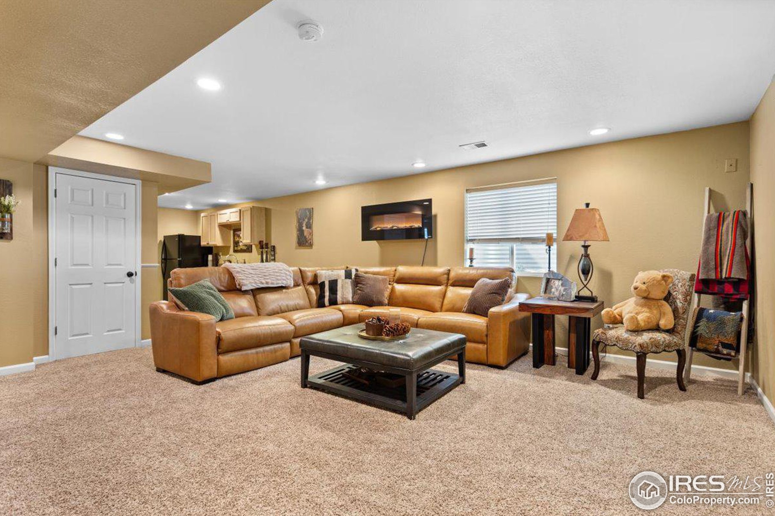 879 Emerald Dr, Fort Collins CO  80550-5552 exterior