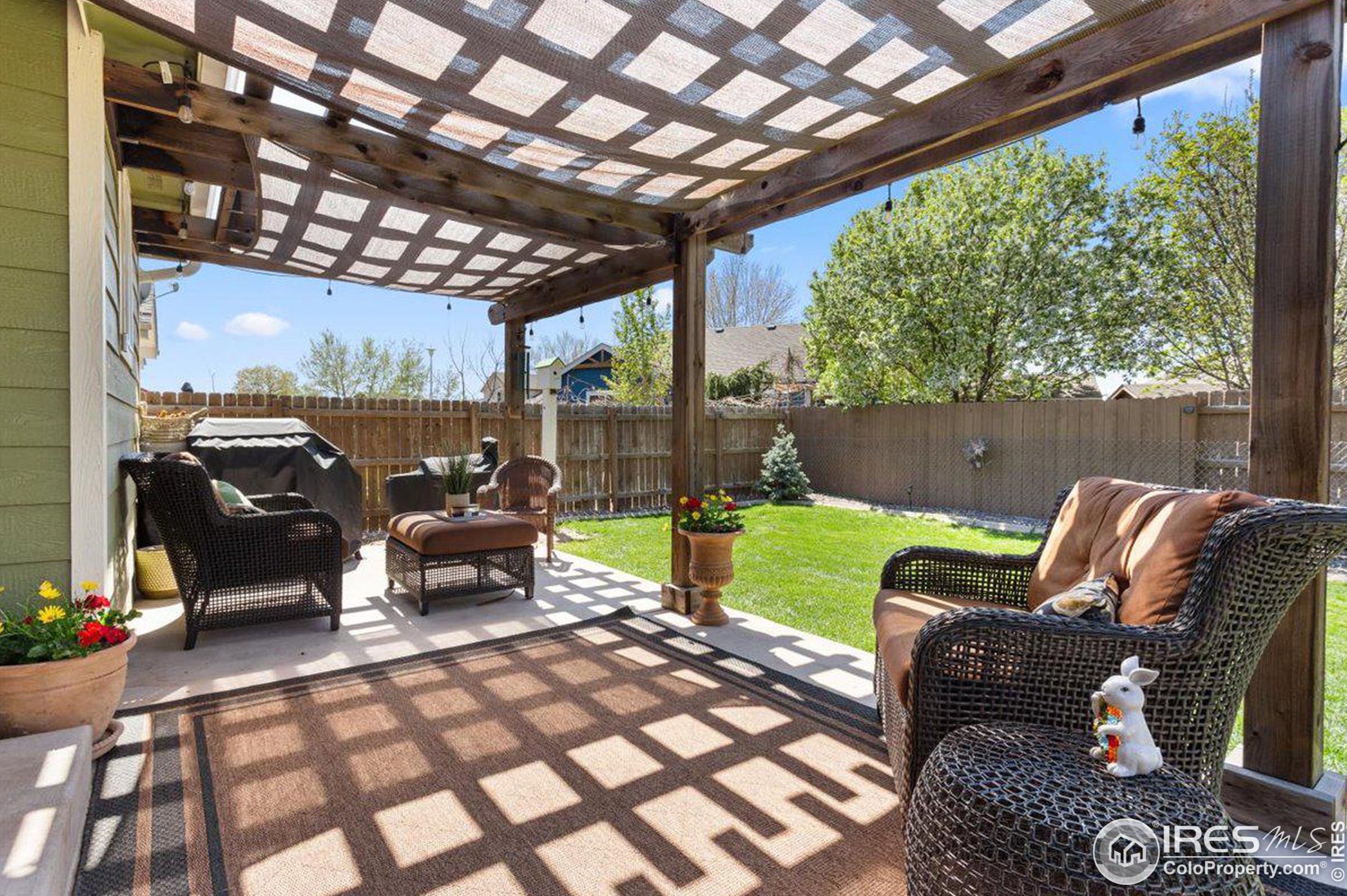 879 Emerald Dr, Fort Collins CO  80550-5552 exterior