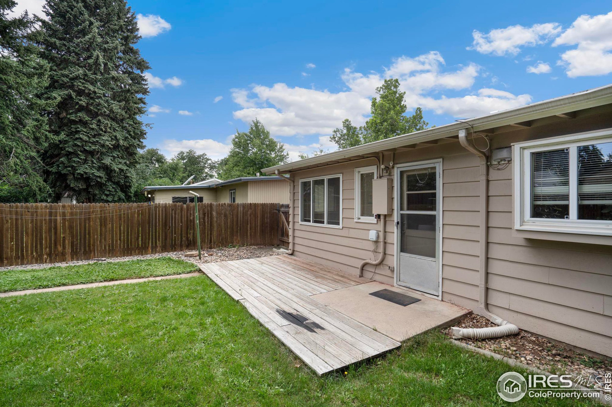 817 Balsam Ln, Fort Collins CO  80526-1901 exterior