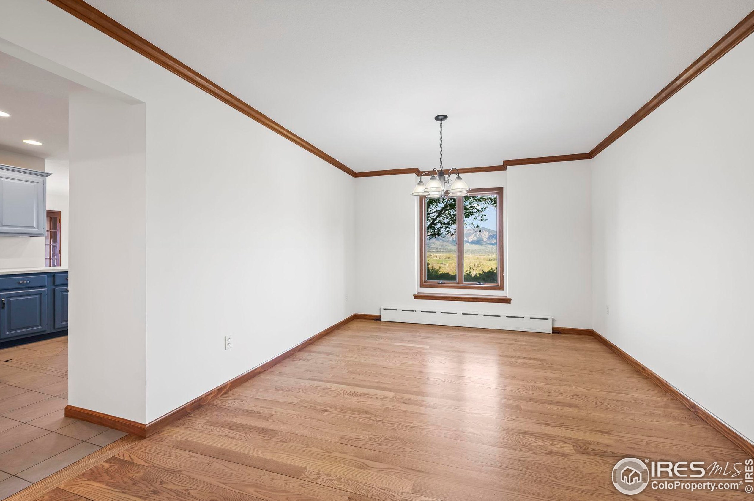 375 Majestic Vw Dr, Boulder CO  80303-4503 exterior