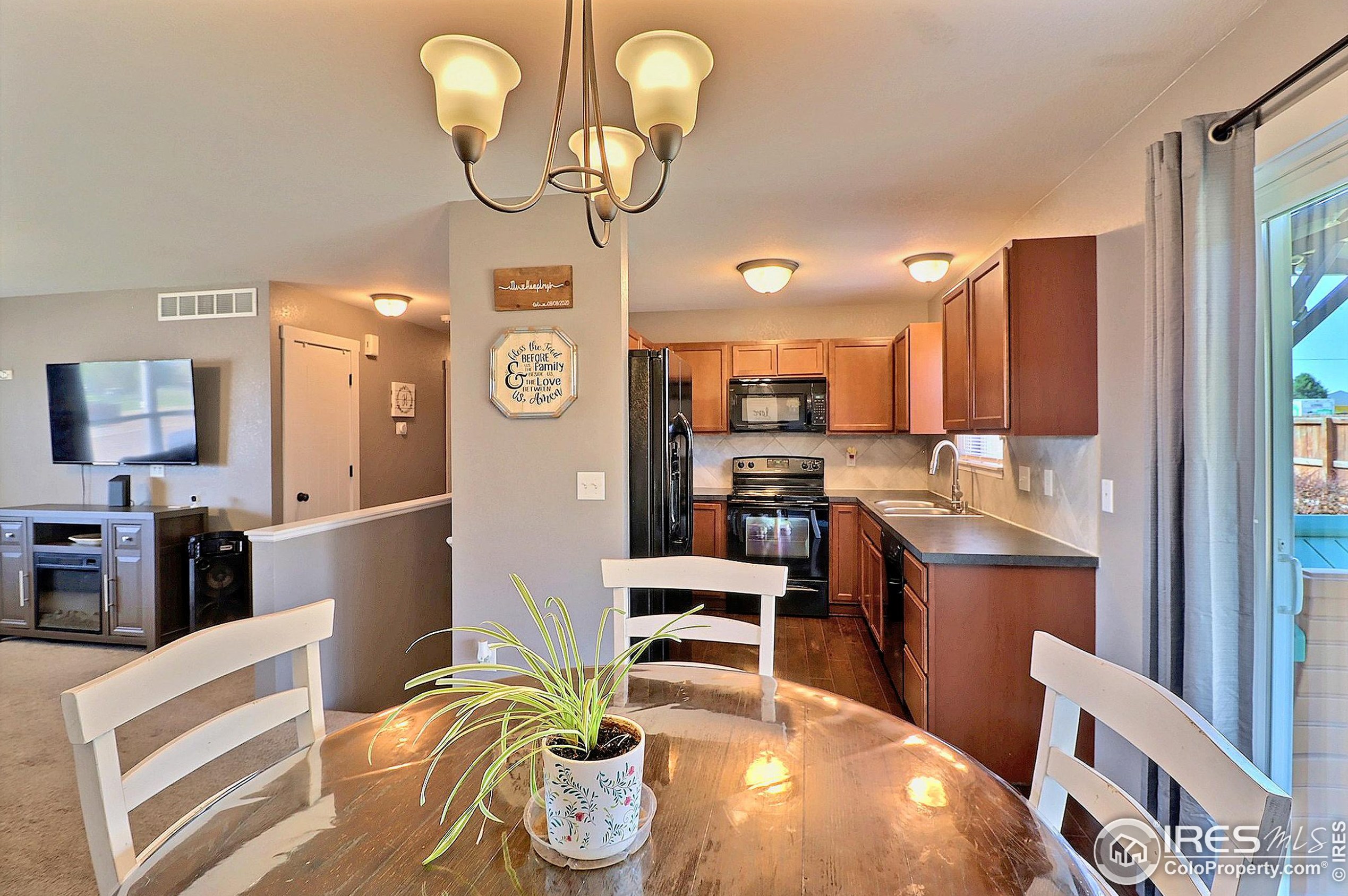 4805 Everest Pl, Greeley CO  80634-8500 exterior