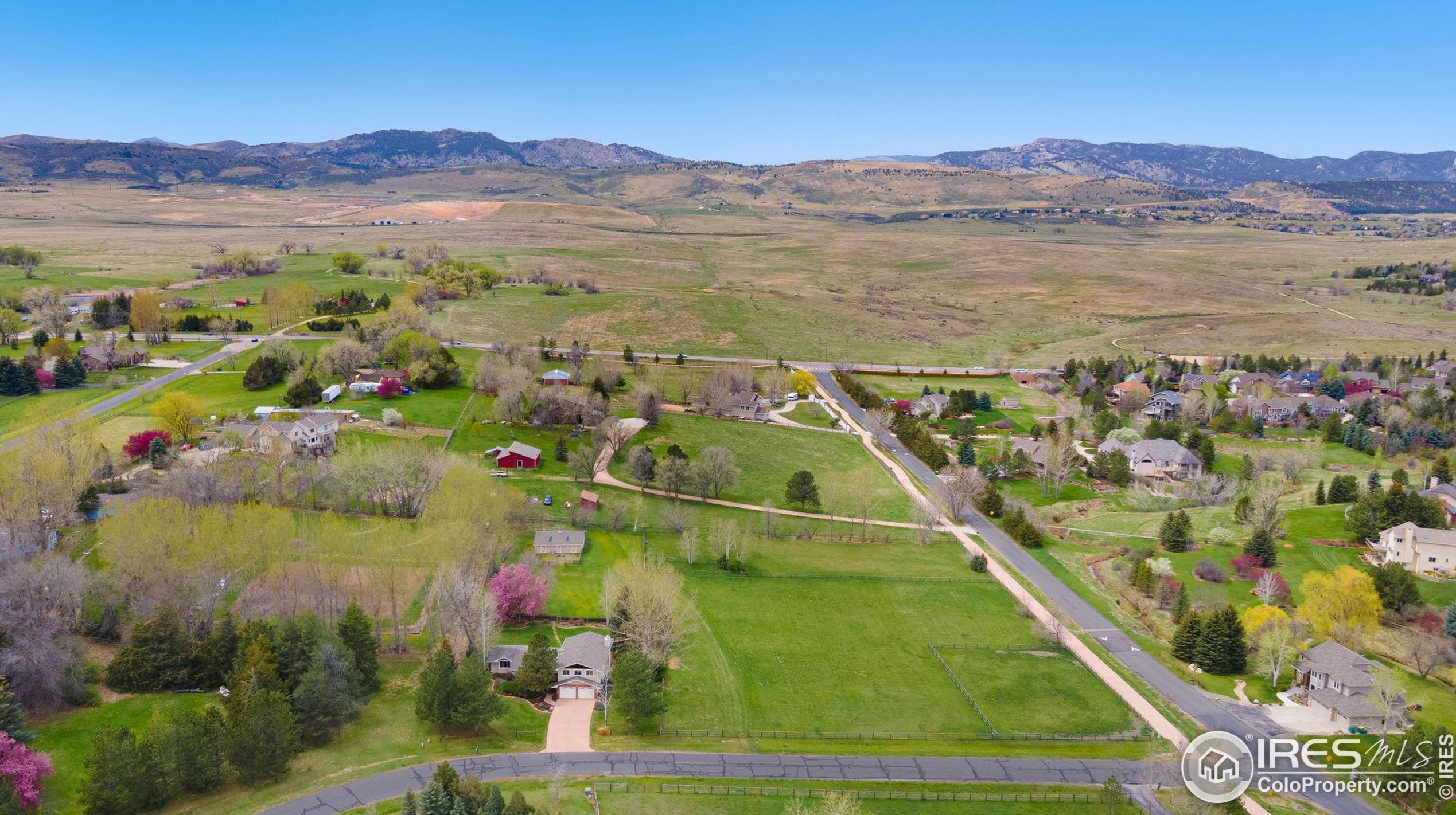 712 Scenic Dr, Fort Collins, CO 80526-5104