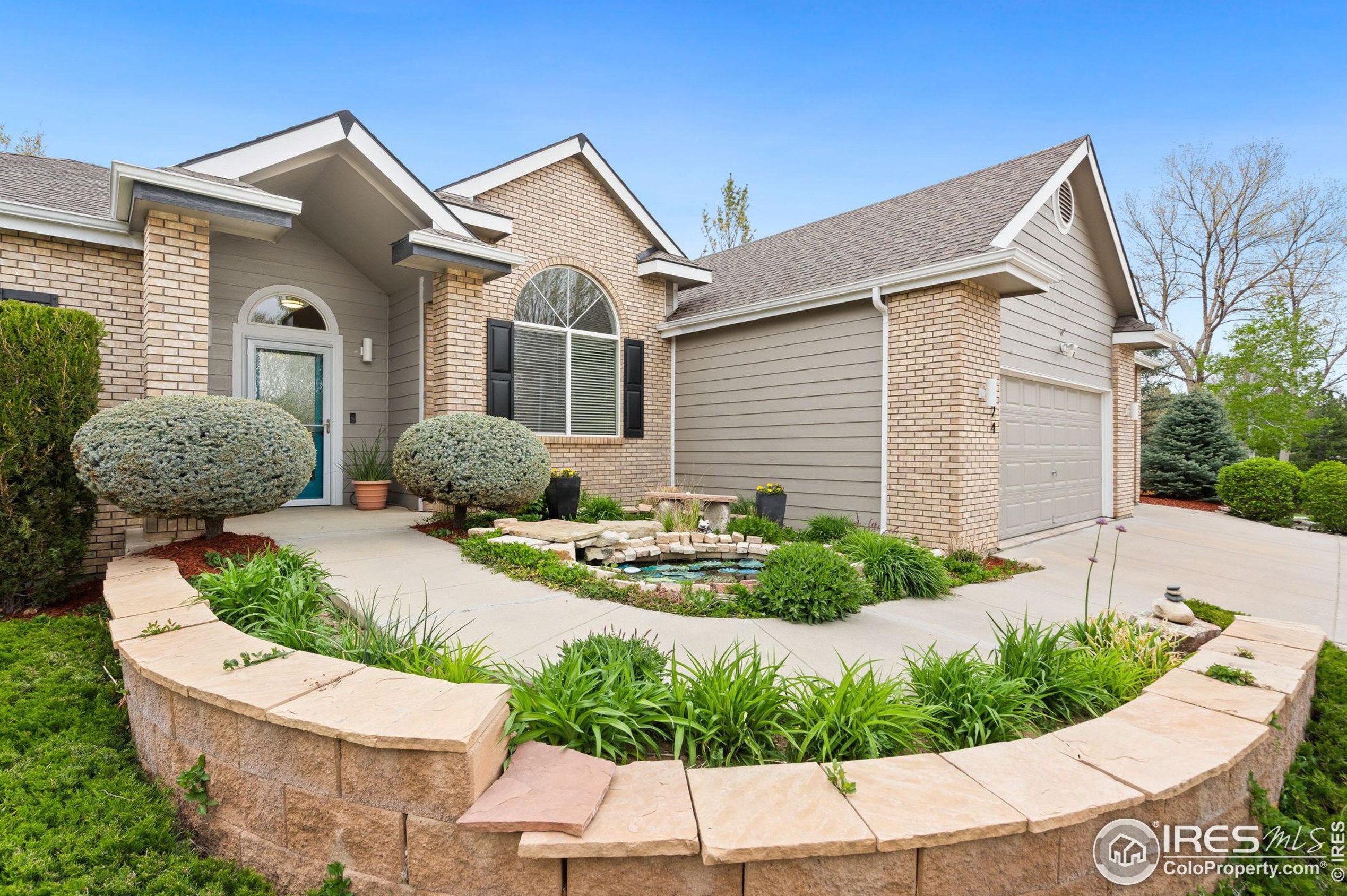 724 Parliament Ct, Fort Collins, CO 80525-5860