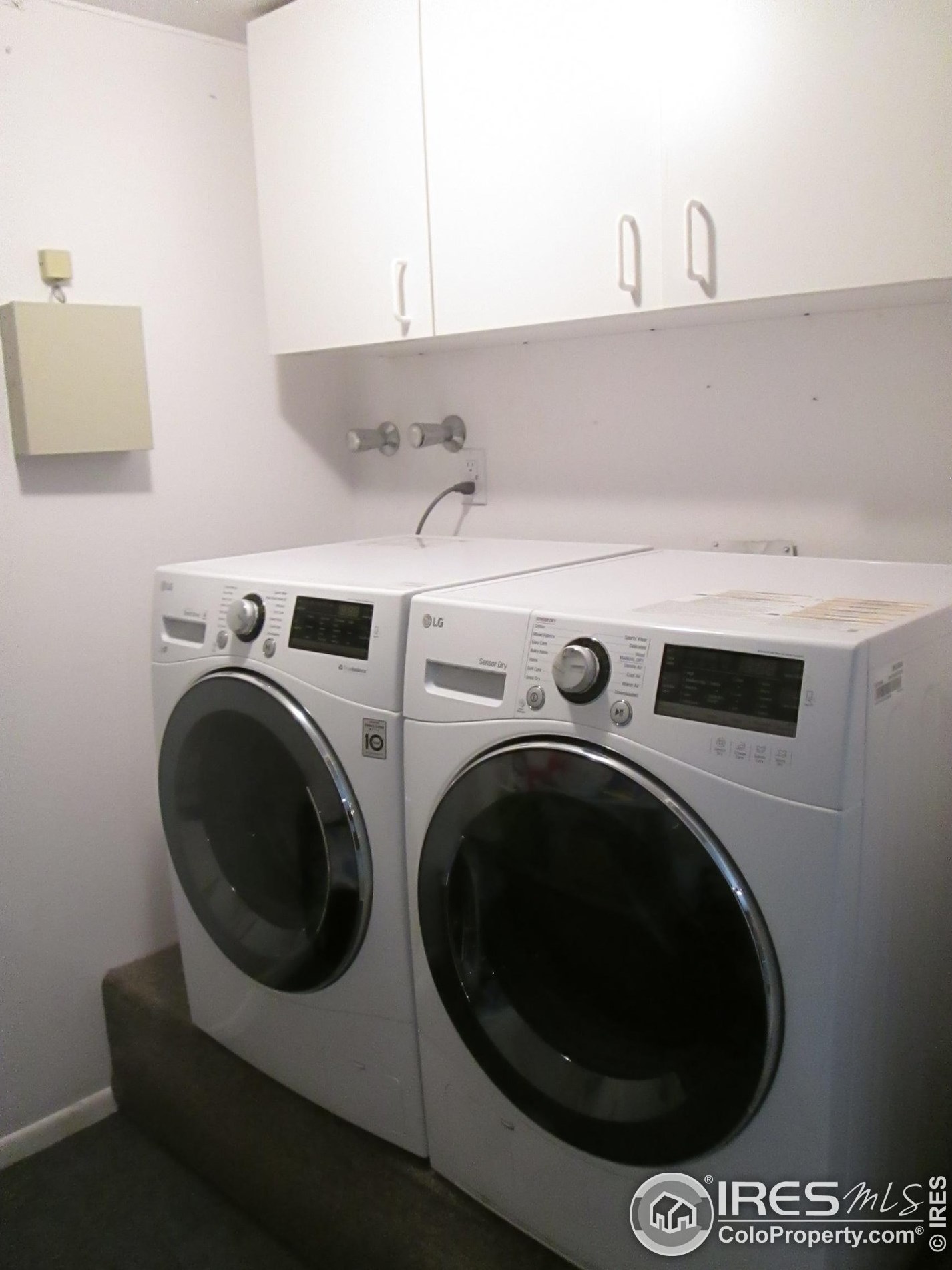 7265 Maple Dr, Aurora CO 80226-2029 exterior