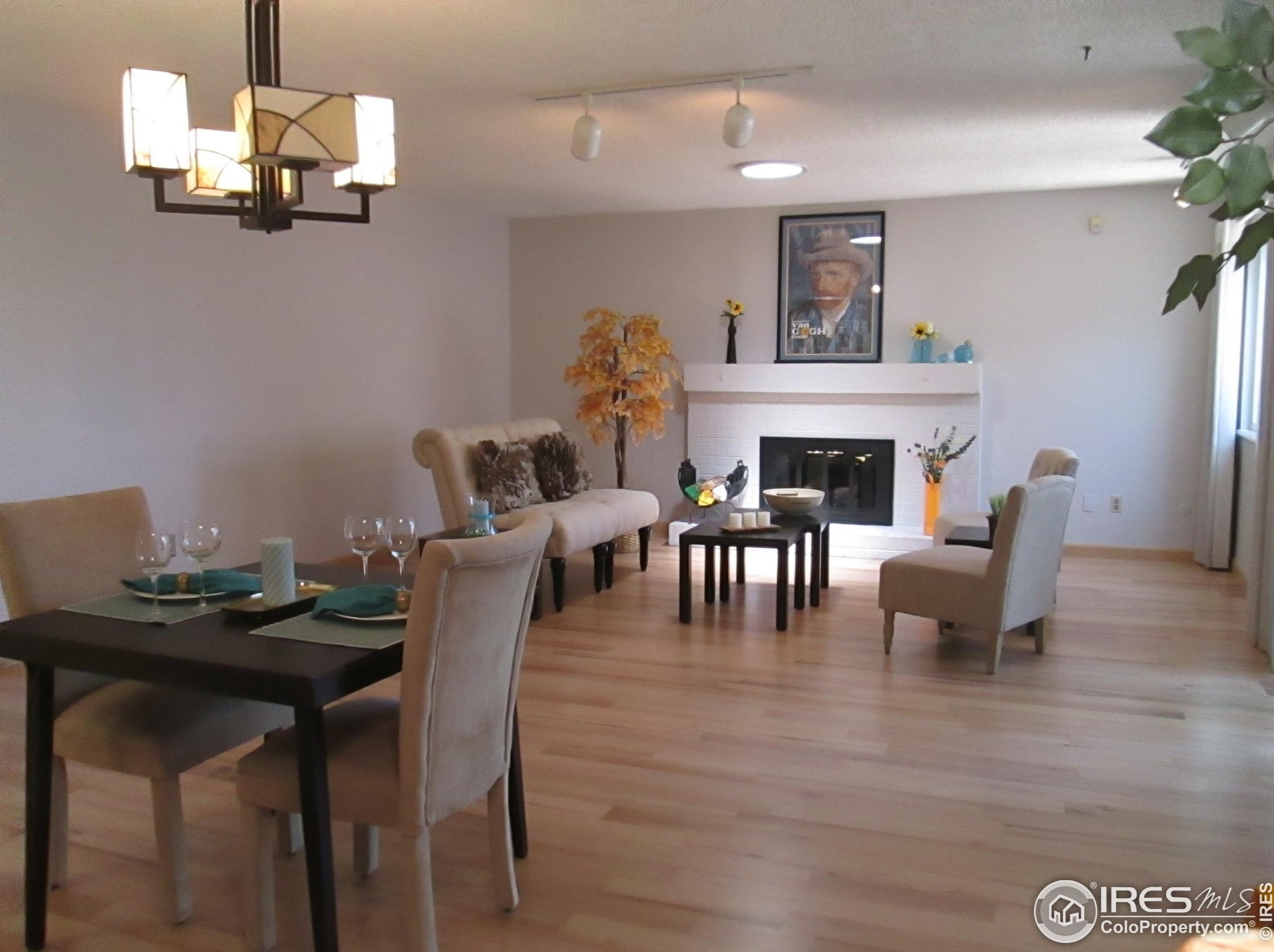 7265 Maple Dr, Aurora CO 80226-2029 exterior