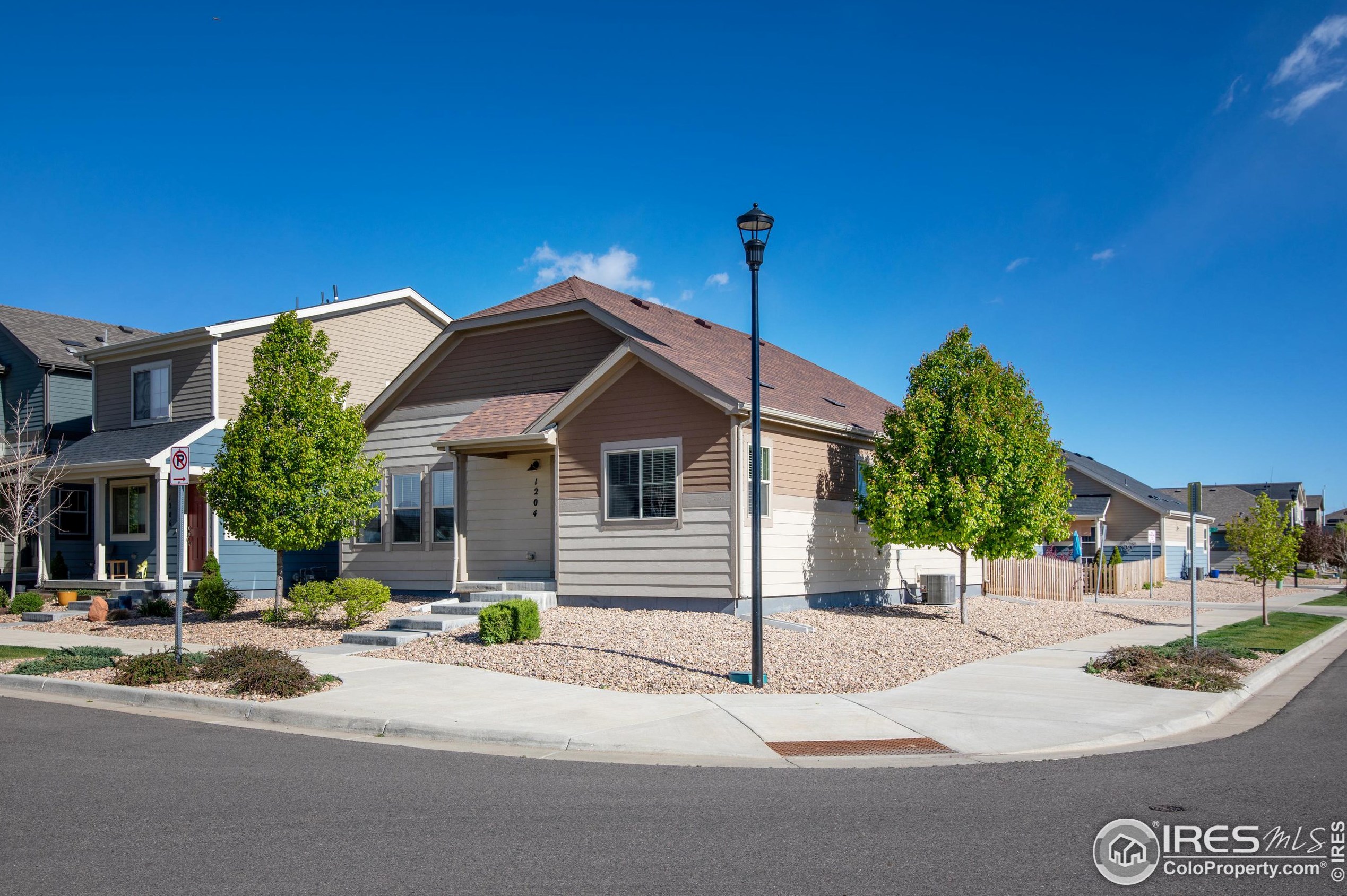 1204 Hummingbird Cir, Longmont, CO 80501