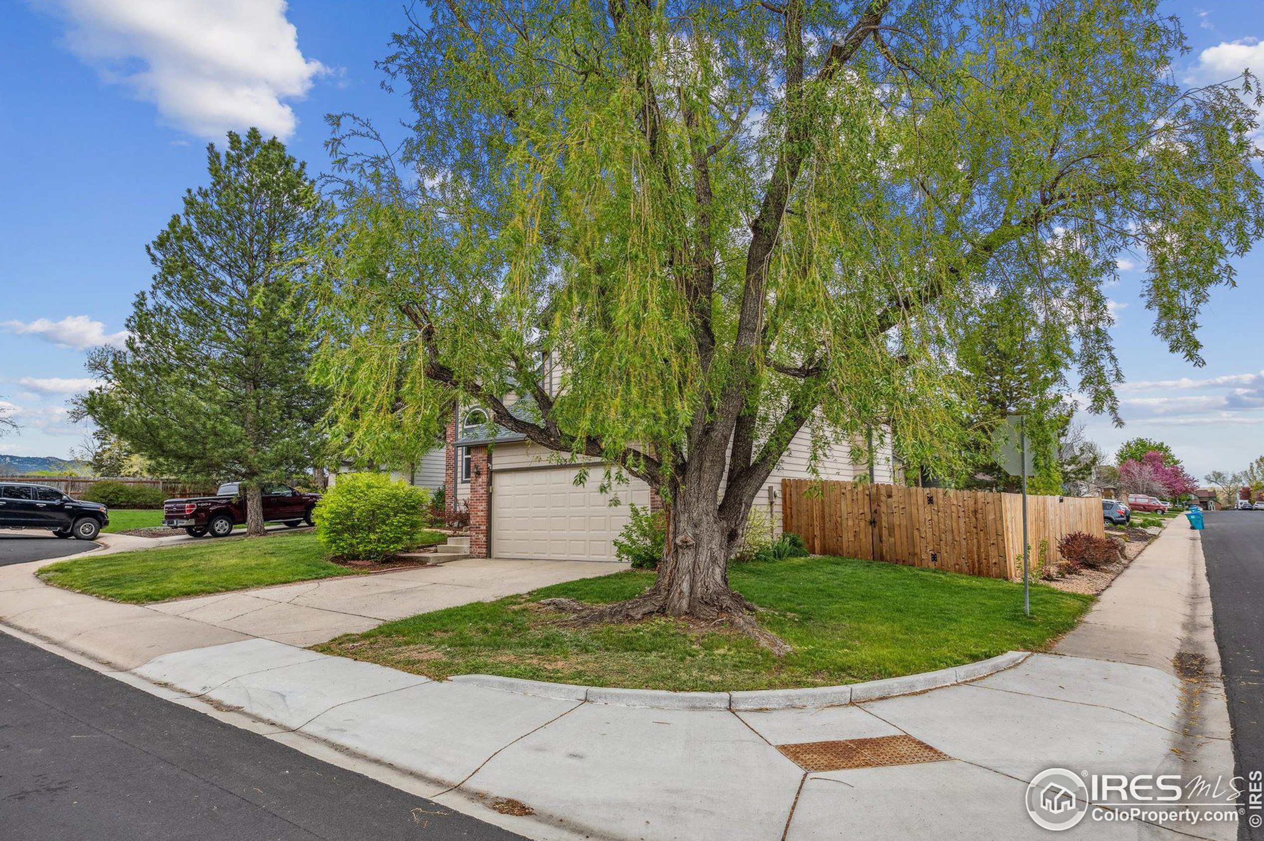 1036 Deer Creek Ln, Fort Collins, CO 80526-4102