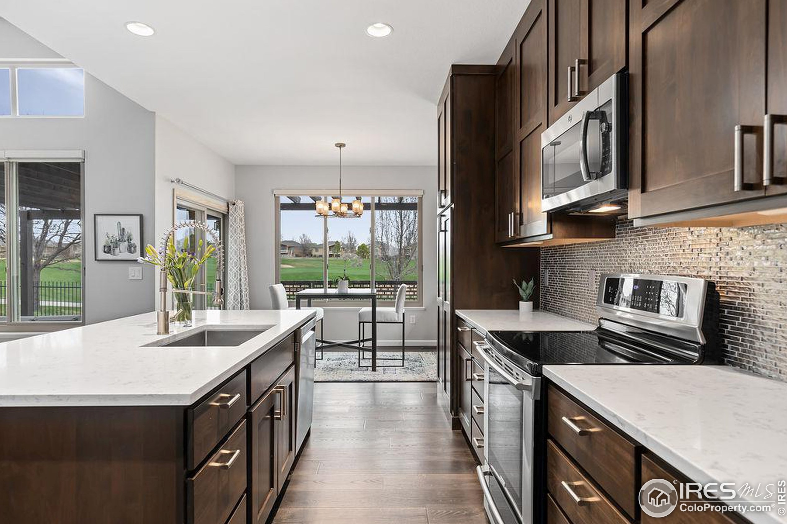 6770 Auburn Hills Dr, Fort Collins CO  80550-7033 exterior