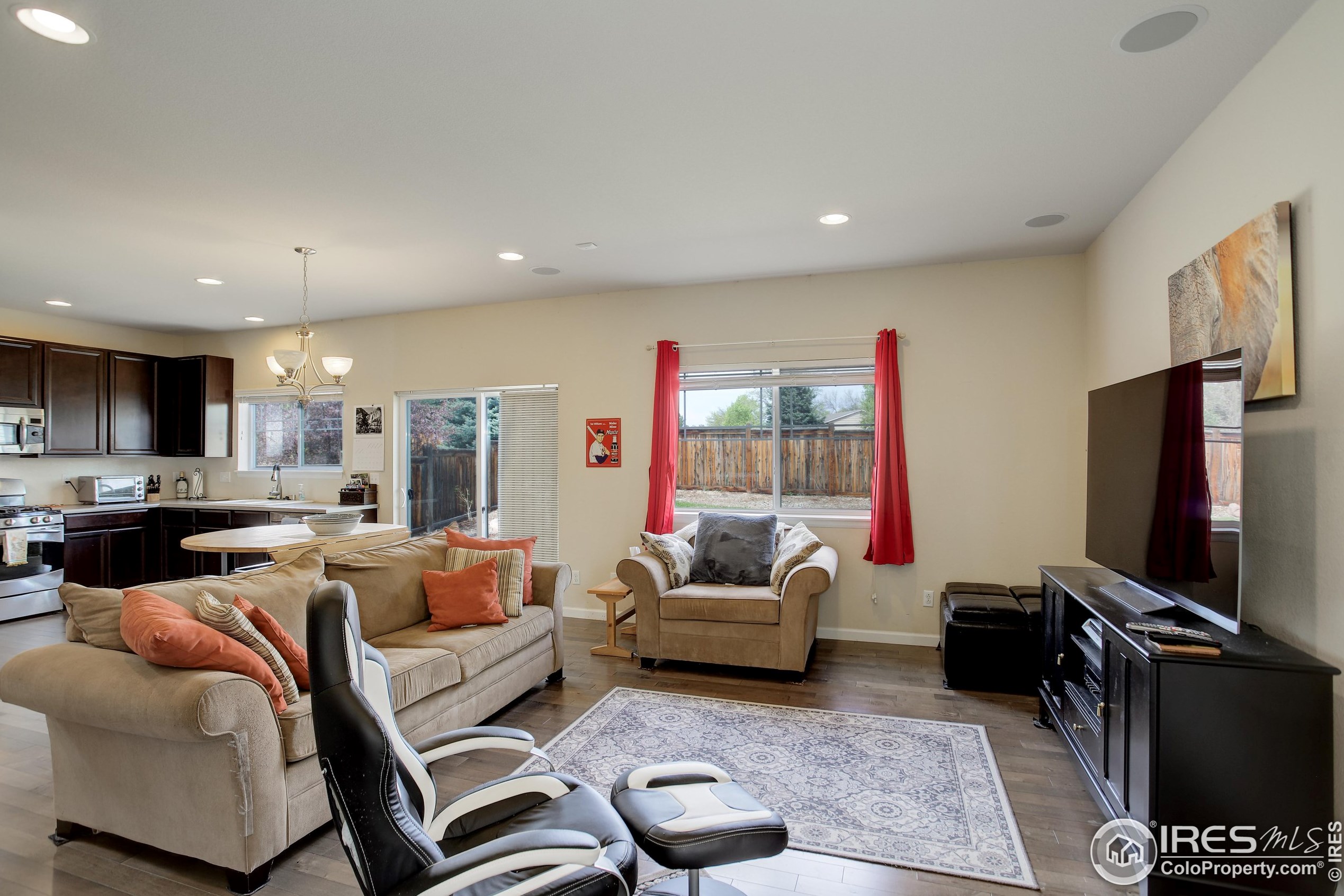 563 Cordova Ct, Lafayette, CO 80026-2680